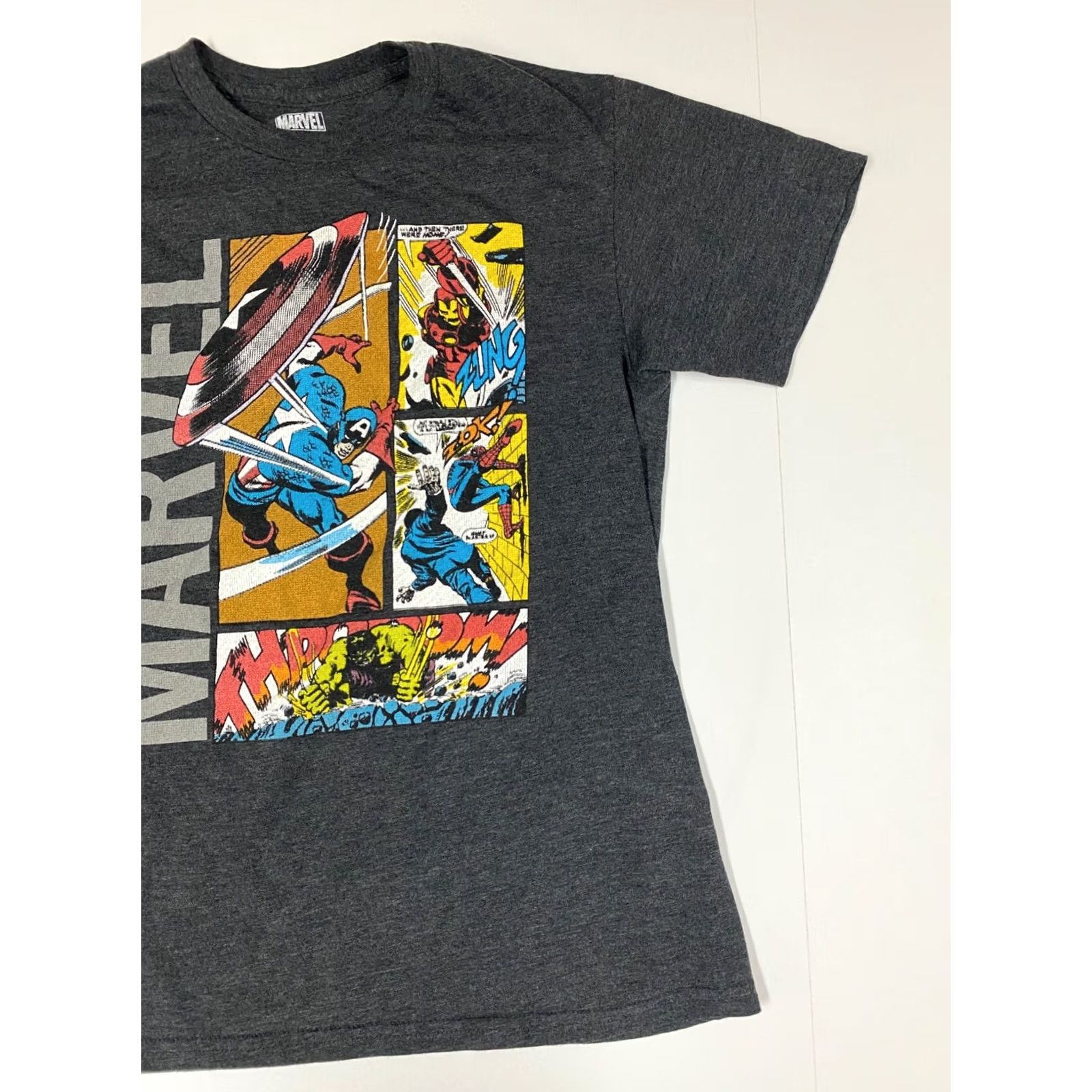 Vintage VINTAGE Marvel Mens Shirt Small gray comic captain america iron man T-Shirt Short Sleeve Crew Neck Cotton Logo Hooded Men S Gray Comics Hip Hop Theme Size US S / EU 44-46 / 1 - 2 Thumbnail