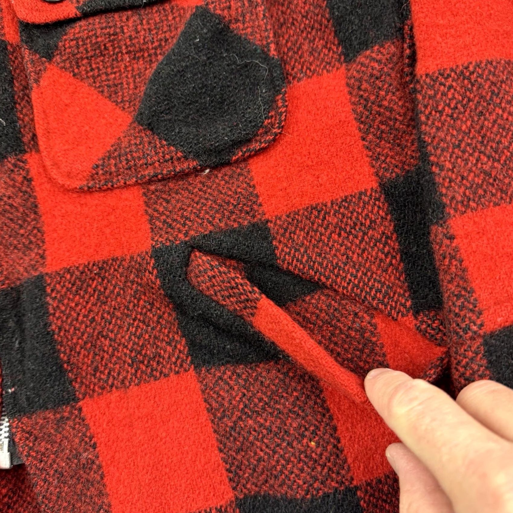 Vintage VINTAGE Foremost Penneys Wool Jacket Shirt Jacket Adult Medium Red Buffalo Plaid 60s Mens Size US M / EU 48-50 / 2 - 3 Thumbnail