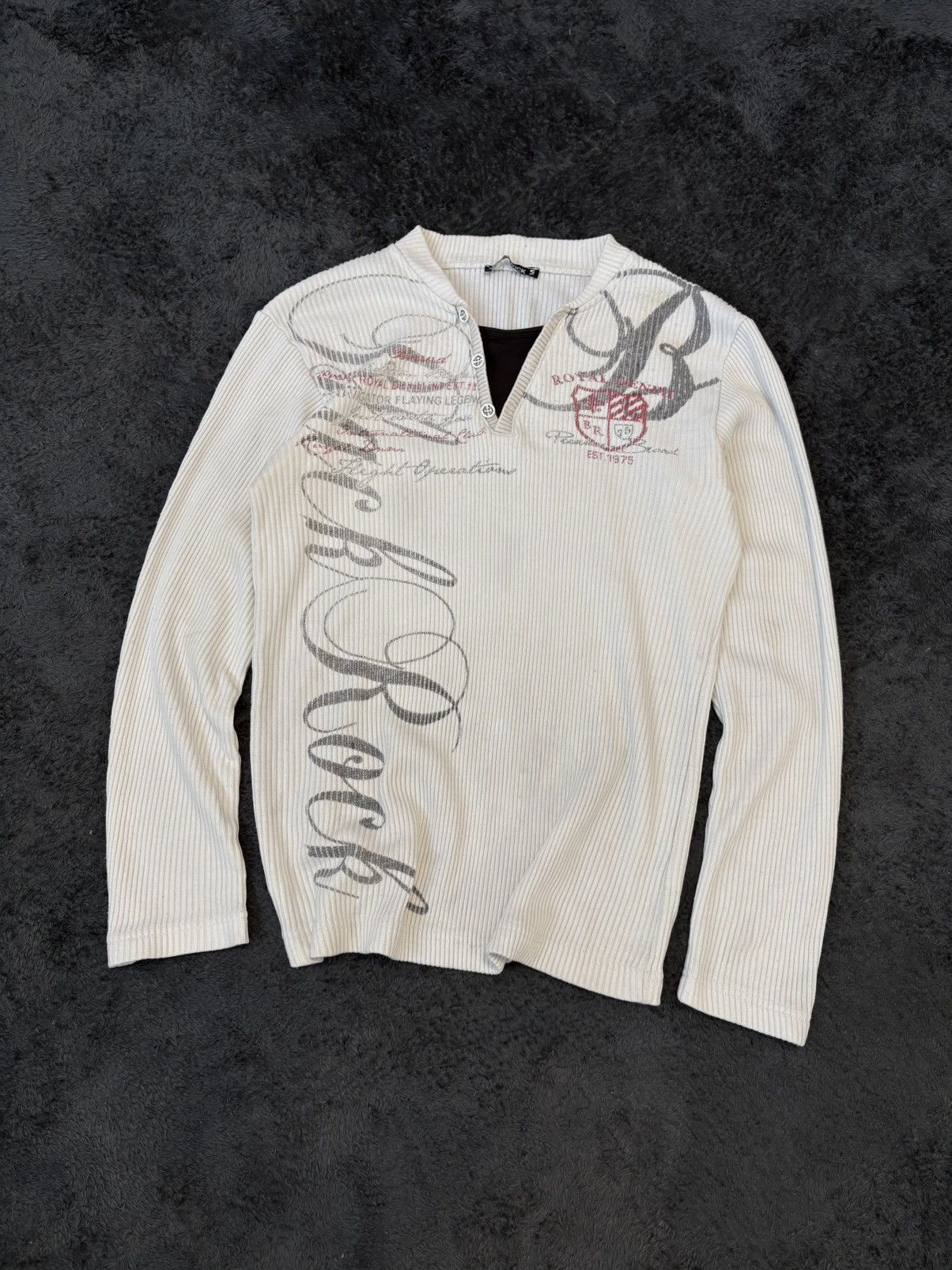 00s Vintage Tribal Y2K White Slim Fit Longsleeve