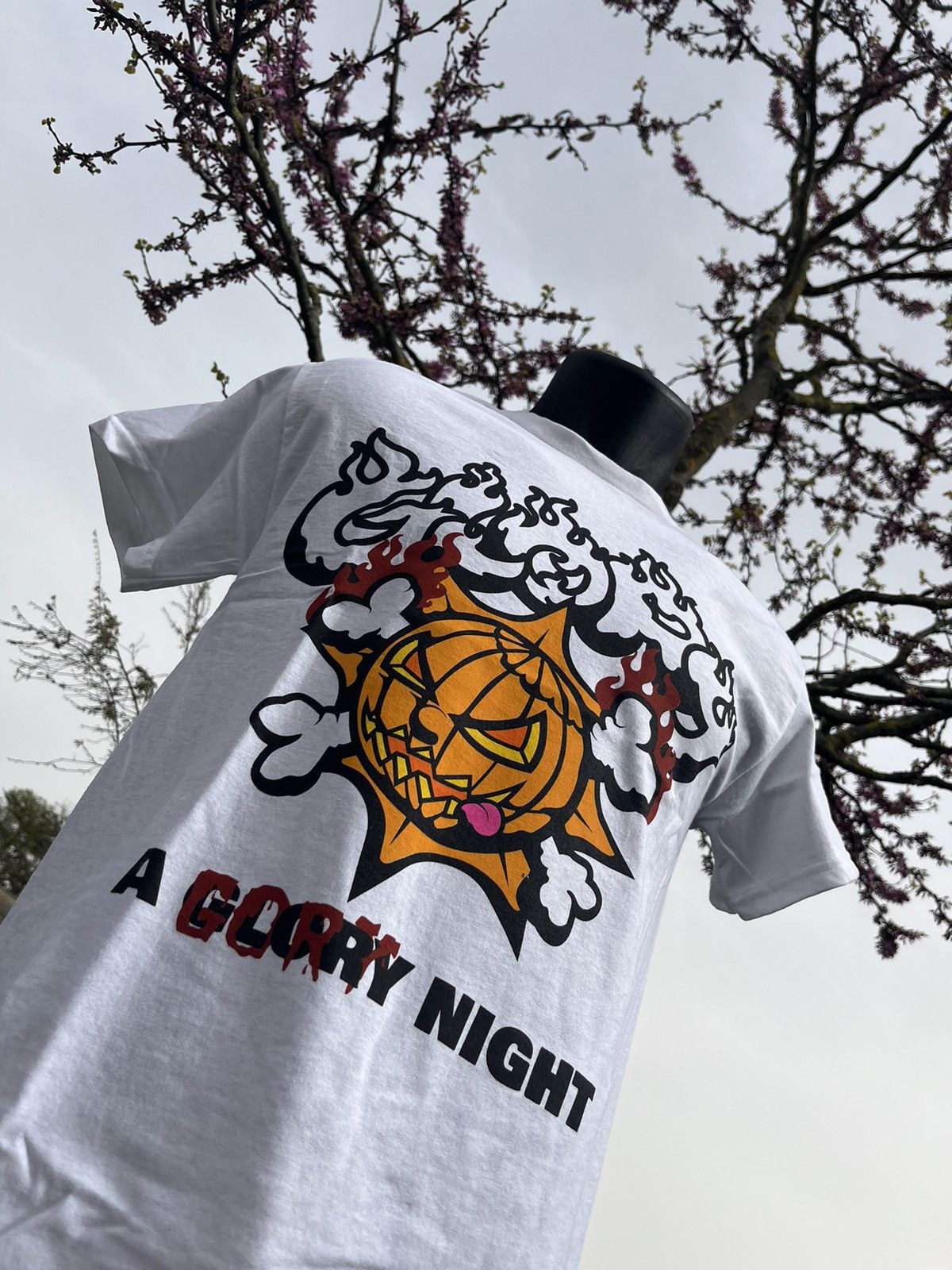 image of Avant Garde À Glory Night Tee in White, Men's (Size Small)