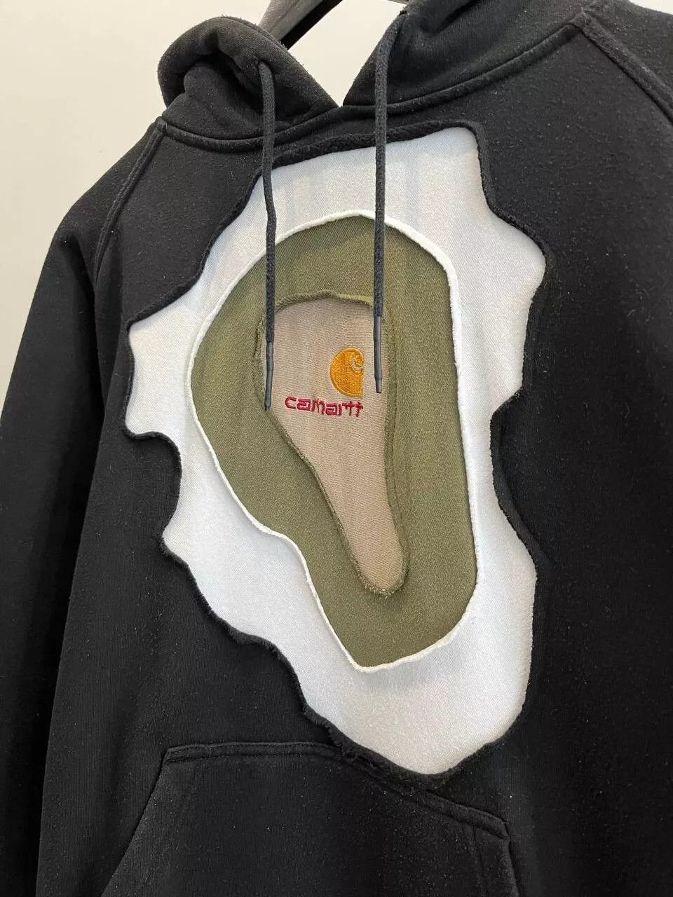 Carhartt Custom Carhartt Unisex Avant Garde Hoodie Size M Size US M / EU 48-50 / 2 - 3 Thumbnail