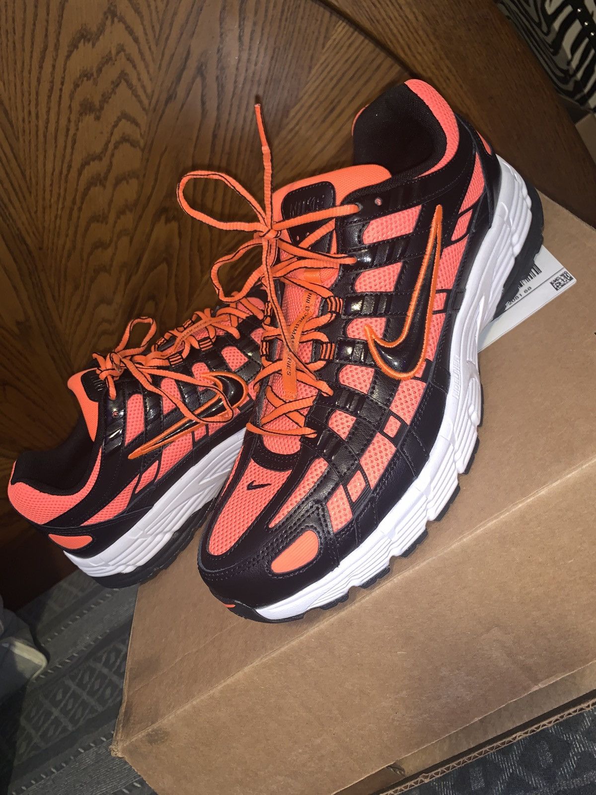 Nike Nike Shoes Size US 11.5 / EU 44-45 - 2 Thumbnail