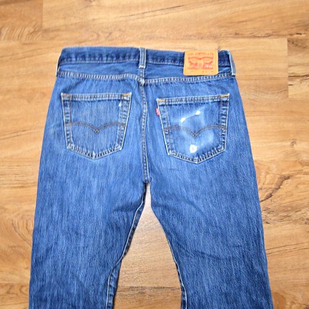 Levi's Levi's 501 Jeans Button Fly Faded Blue Denim 34x34 Size US 34 / EU 50 - 7 Thumbnail