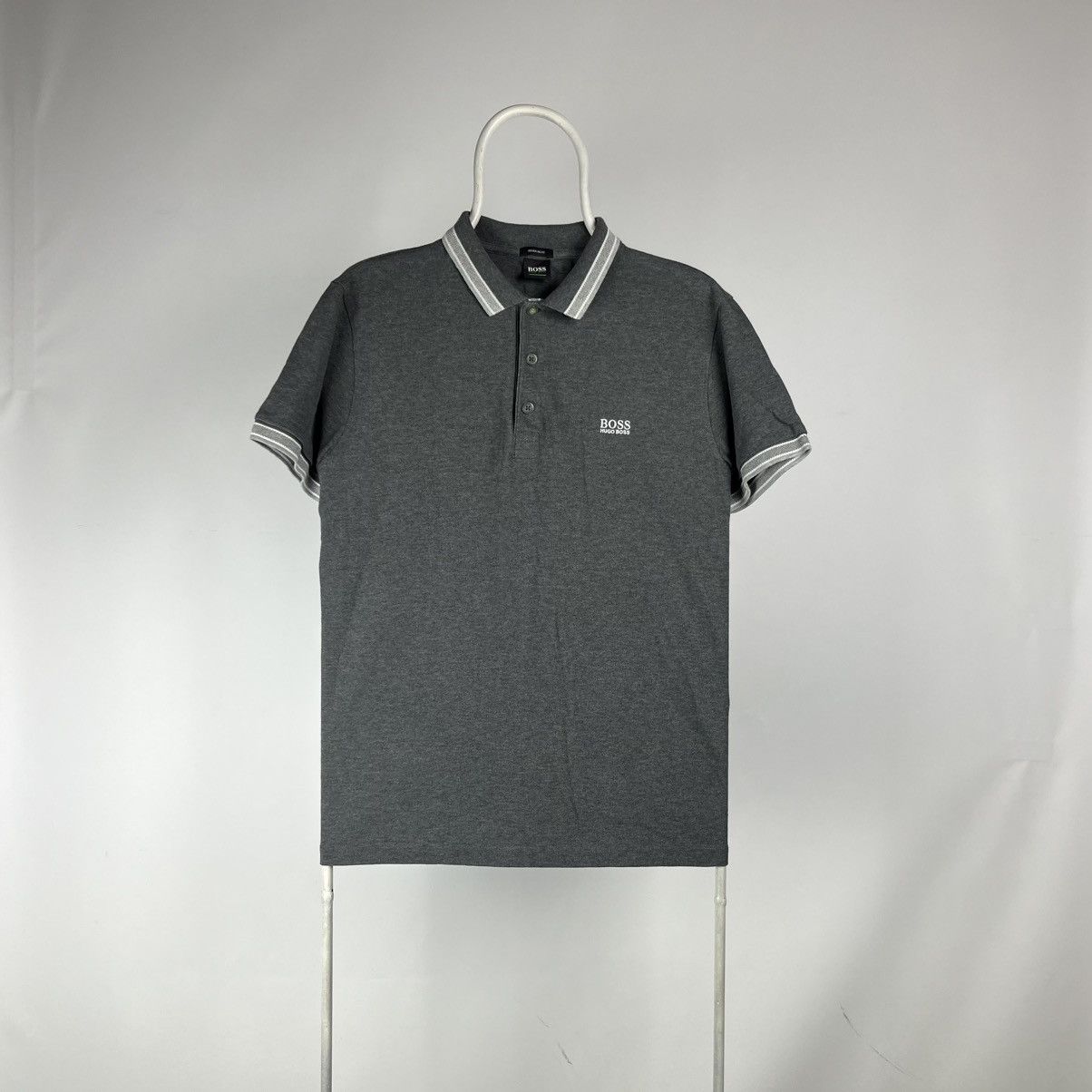 Hugo Boss Hugo boss polos casual neck logo size Large Size US L / EU 52-54 / 3 - 1 Thumbnail