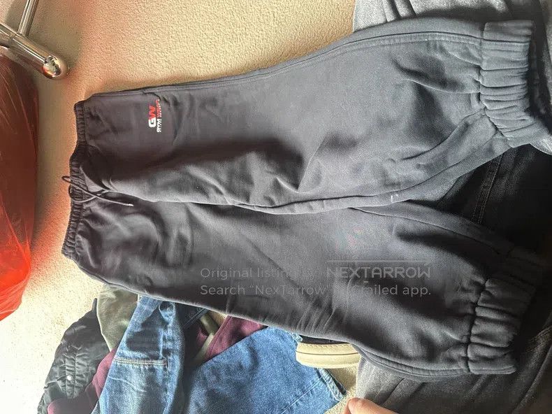 Balenciaga Balenciaga size S Black sweatpants Size US 27 - 1 Thumbnail