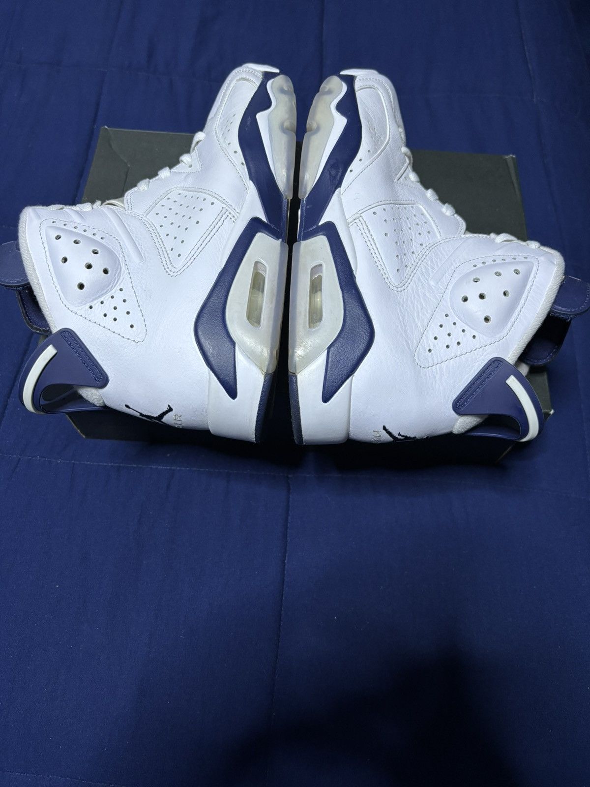 Jordan Brand Jordan 6 Retro Midnight Navy 2022 Size 10.5 Size US 10.5 / EU 43-44 - 2 Thumbnail