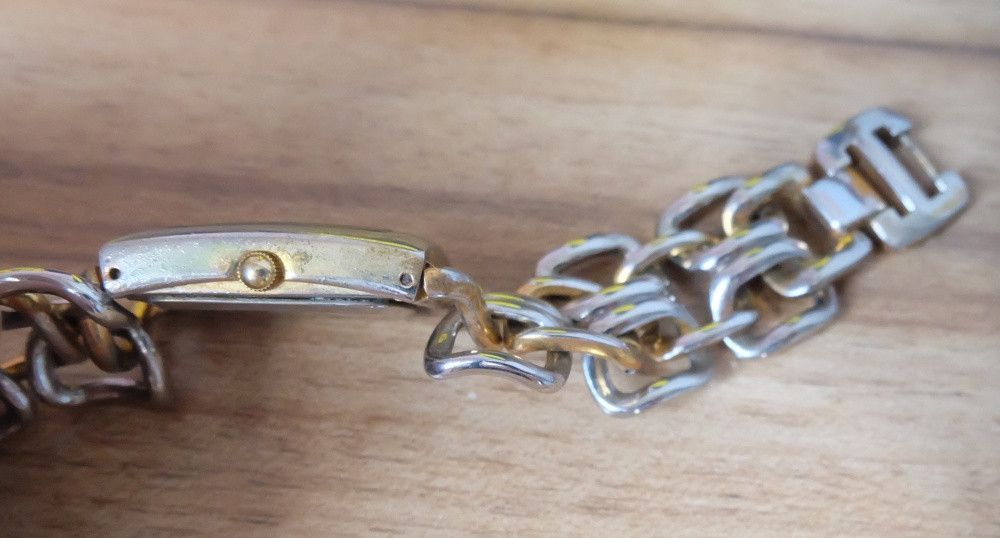 DKNY DKNY Tank Gold Chain Bracelet Lady Watch Size ONE SIZE - 3 Thumbnail