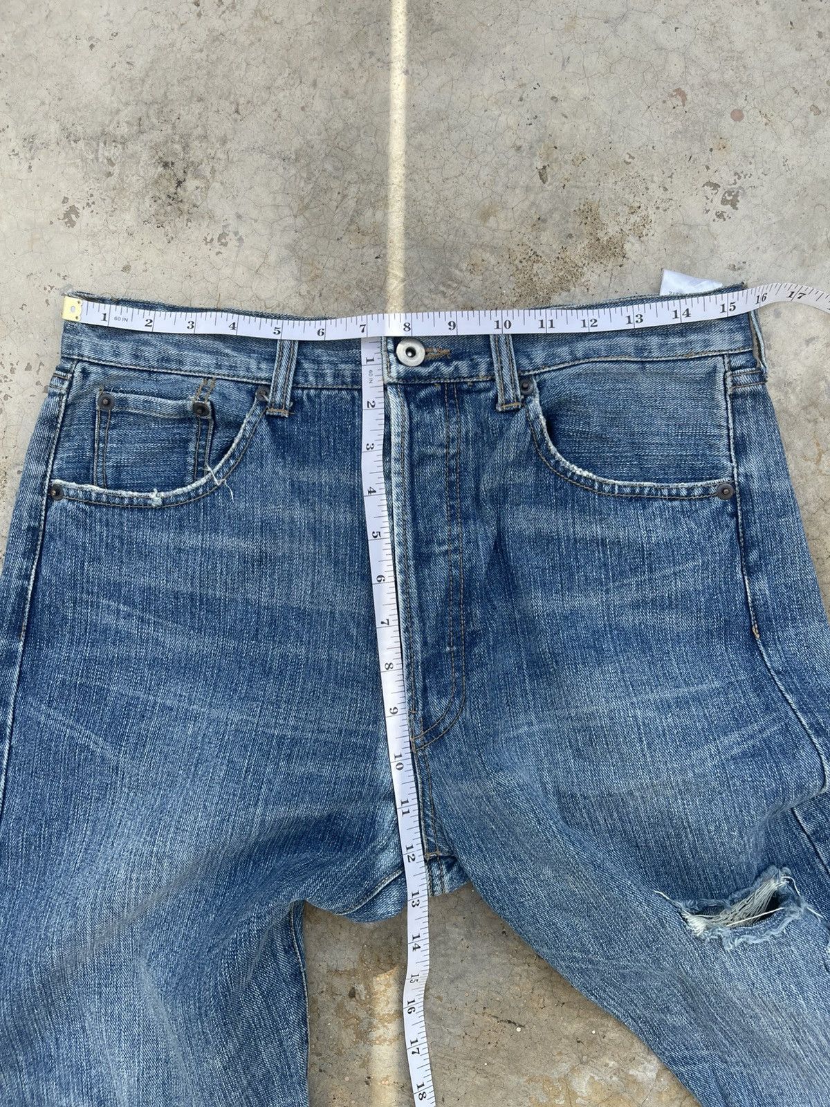 Vintage Vintage Exhibitionist Fly Button Distressed Denim Size US 29 - 15 Thumbnail