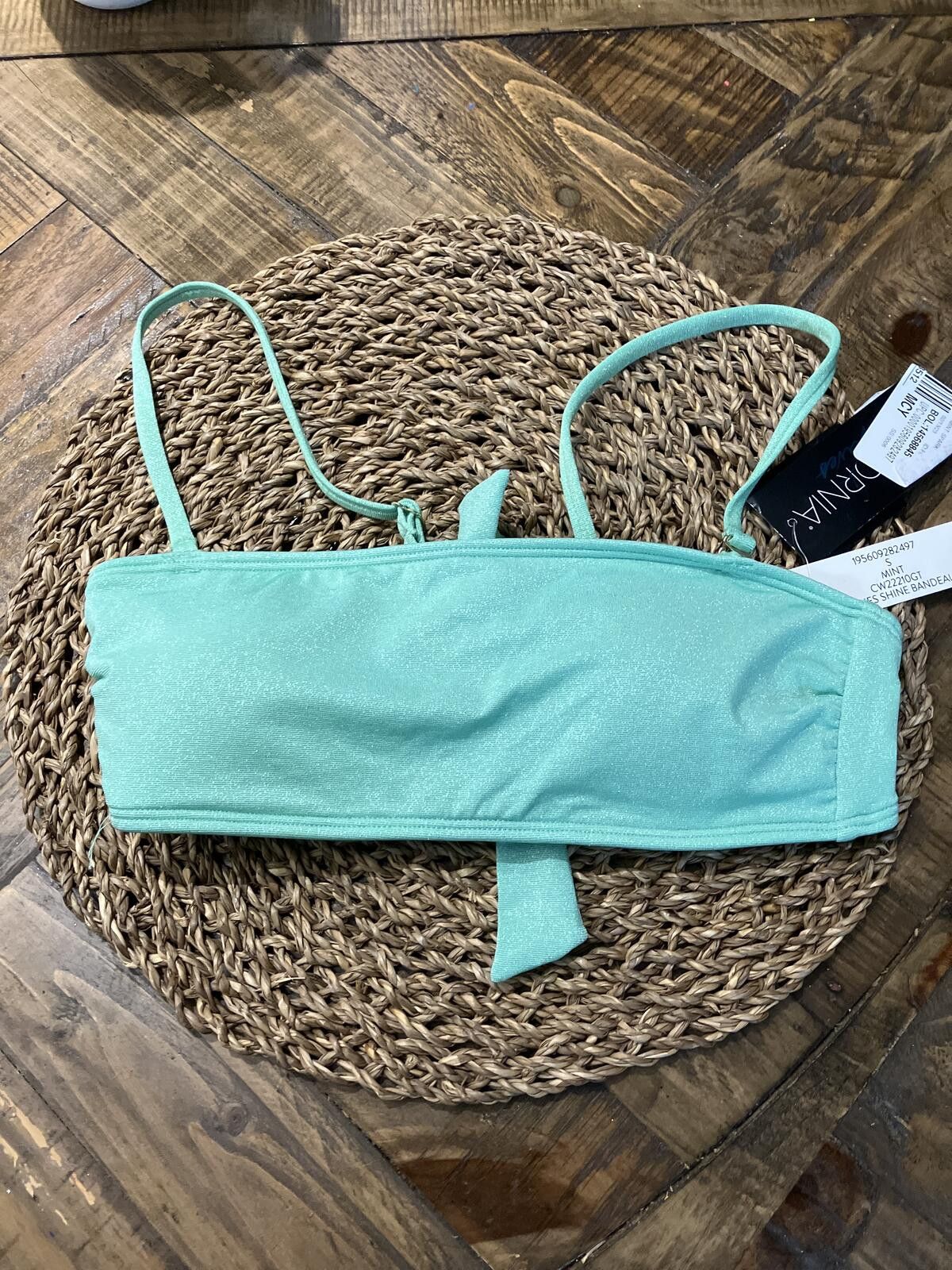 Other NWT California Waves Bikini Top Mint Size Small Size ONE SIZE - 1 Thumbnail