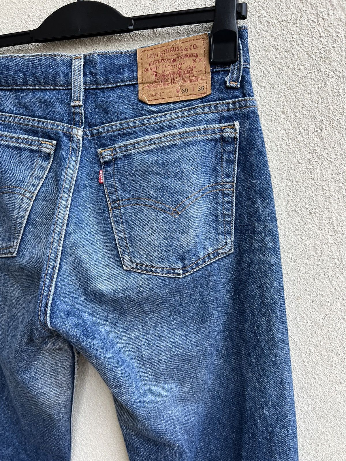 Levi's Vintage 90s Levi’s 505 Faded Blue Denim Jeans 30x31.5 Size US 30 / EU 46 - 19 Thumbnail