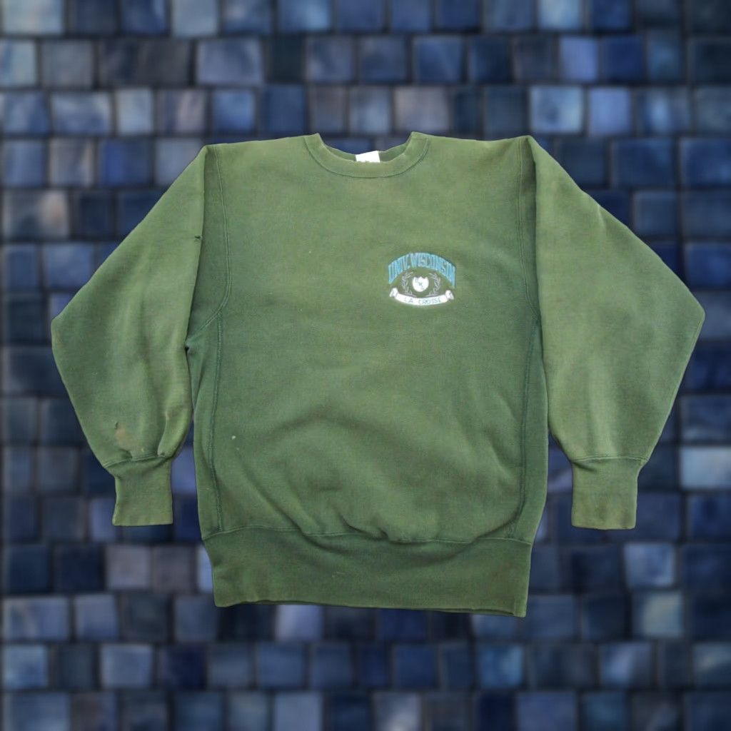 Champion VTG Champion Reverse Weave University Wisconsin La Crosse Sweatshirt SZ L READ Shirt Mens Green Lacrosse Reversible 90s Size US L / EU 52-54 / 3 - 1 Thumbnail