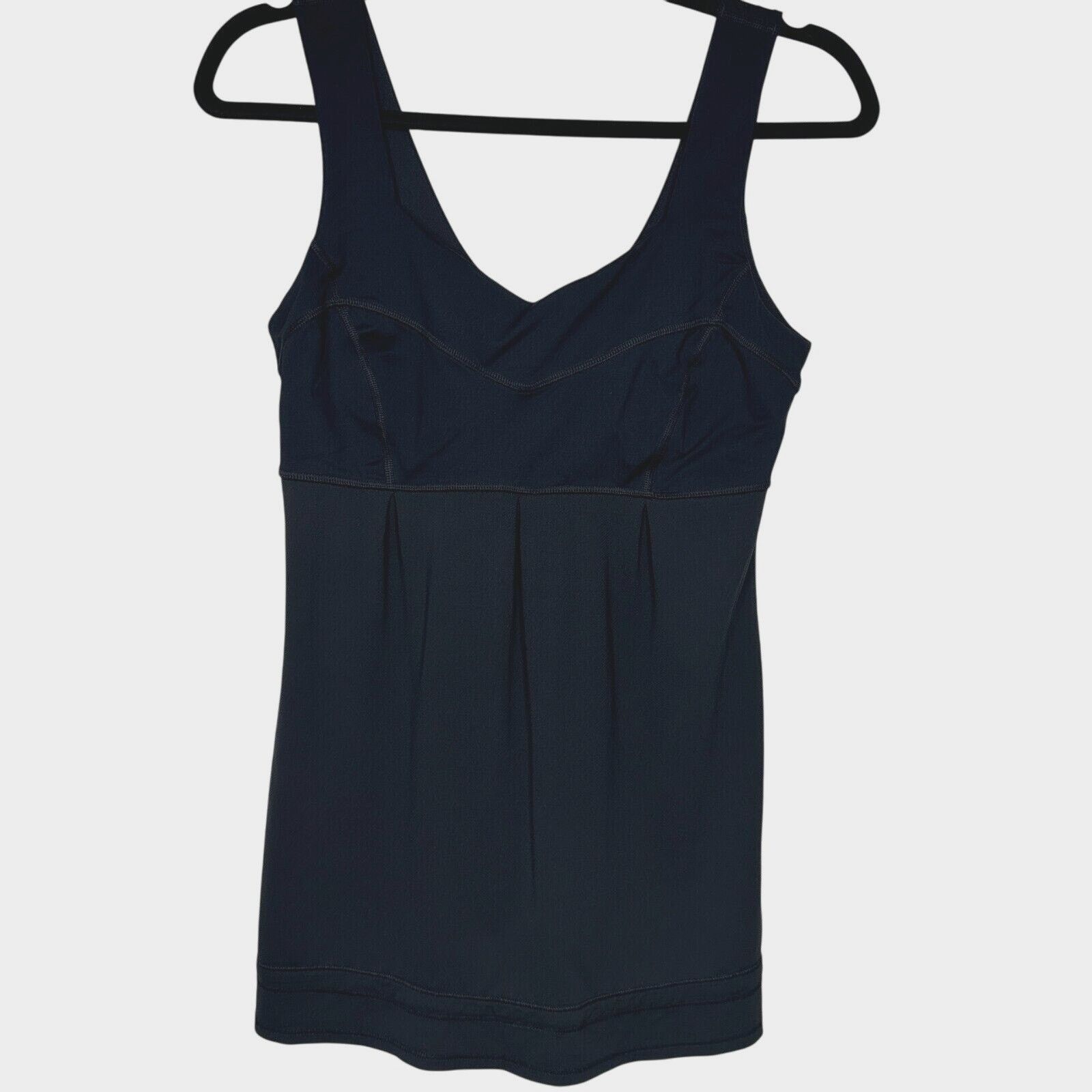 Lululemon Lululemon Black Run Tame Me Tank Top Cinch Bottom Fitted 6 Size M / US 6-8 / IT 42-44 - 1 Thumbnail