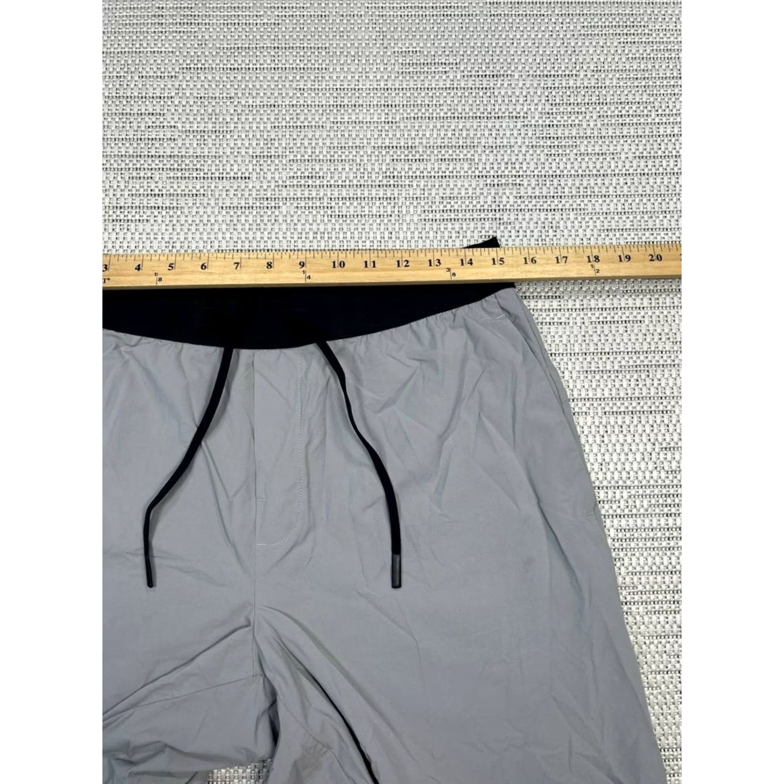 Vintage VRST Shorts Mens Medium Gray Drawstring Linerless Athletic * Size US 31 - 6 Thumbnail