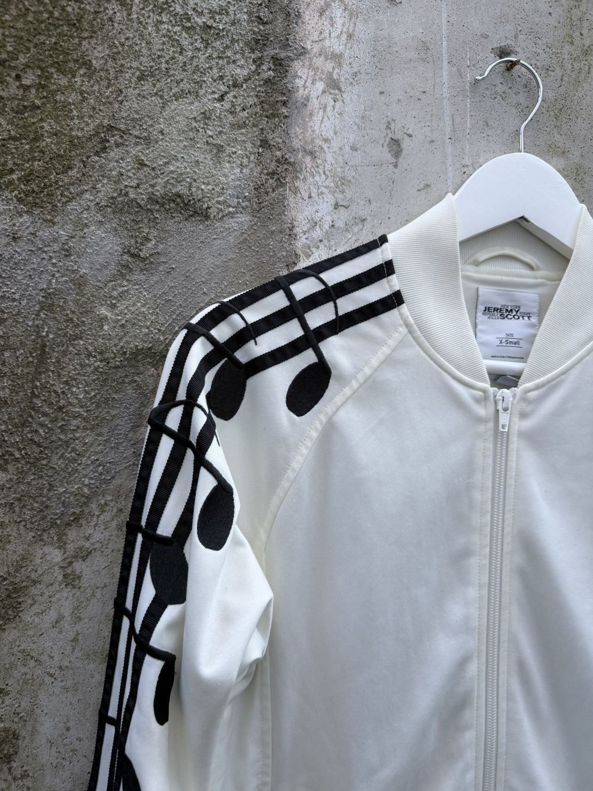 Adidas × Jeremy Scott Jeremy Scott X Adidas Musical Note White Track Jacket Size US XS / EU 42 / 0 - 4 Thumbnail