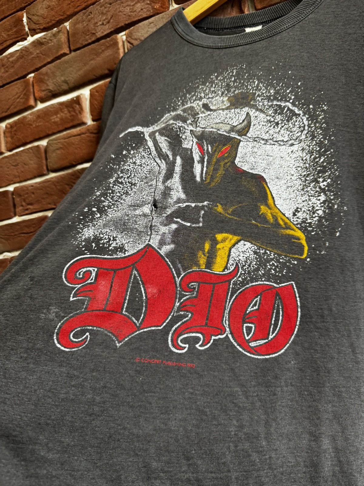Band Tees Vintage 1983 80s Dio Euro Tour Heavy Metal Band Tshirt XL Size US XL / EU 56 / 4 - 5 Thumbnail