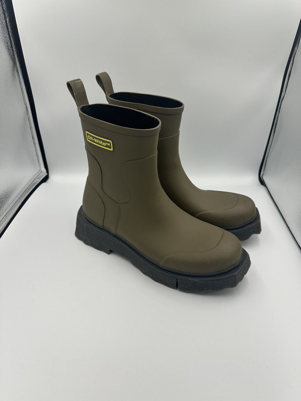 Off-White Off-White Sponge Sole Rain Boot Size US 13 / EU 46 - 1 Thumbnail