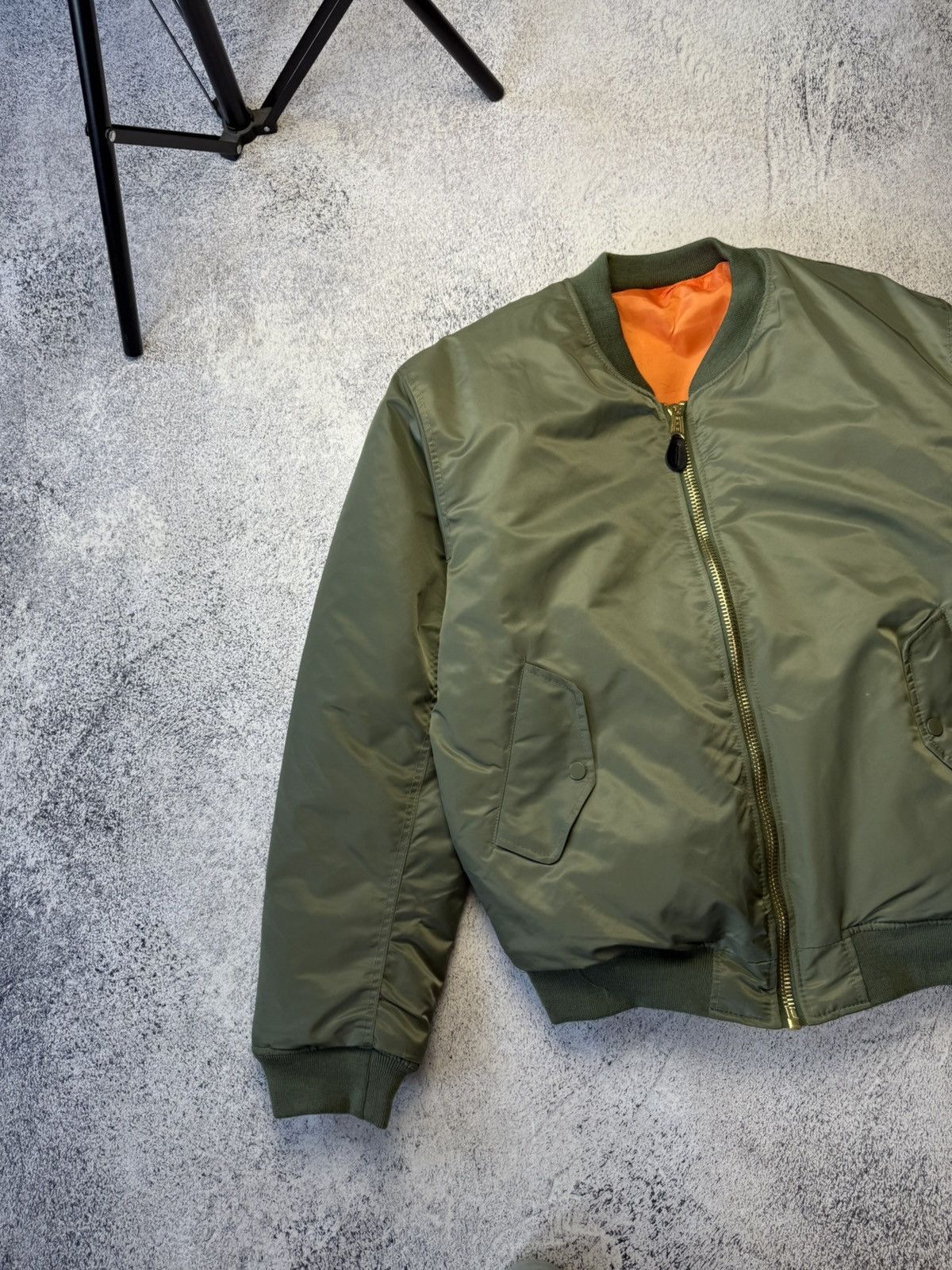 Alpha Industries Vintage Green Reversible Bomber Jacket MA1 Made in USA Size US XL / EU 56 / 4 - 7 Thumbnail