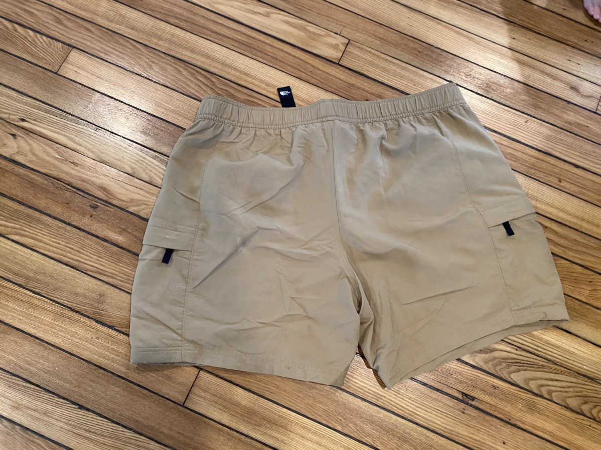 The North Face Xxl north face shorts Size US 42 / EU 58 - 6 Thumbnail
