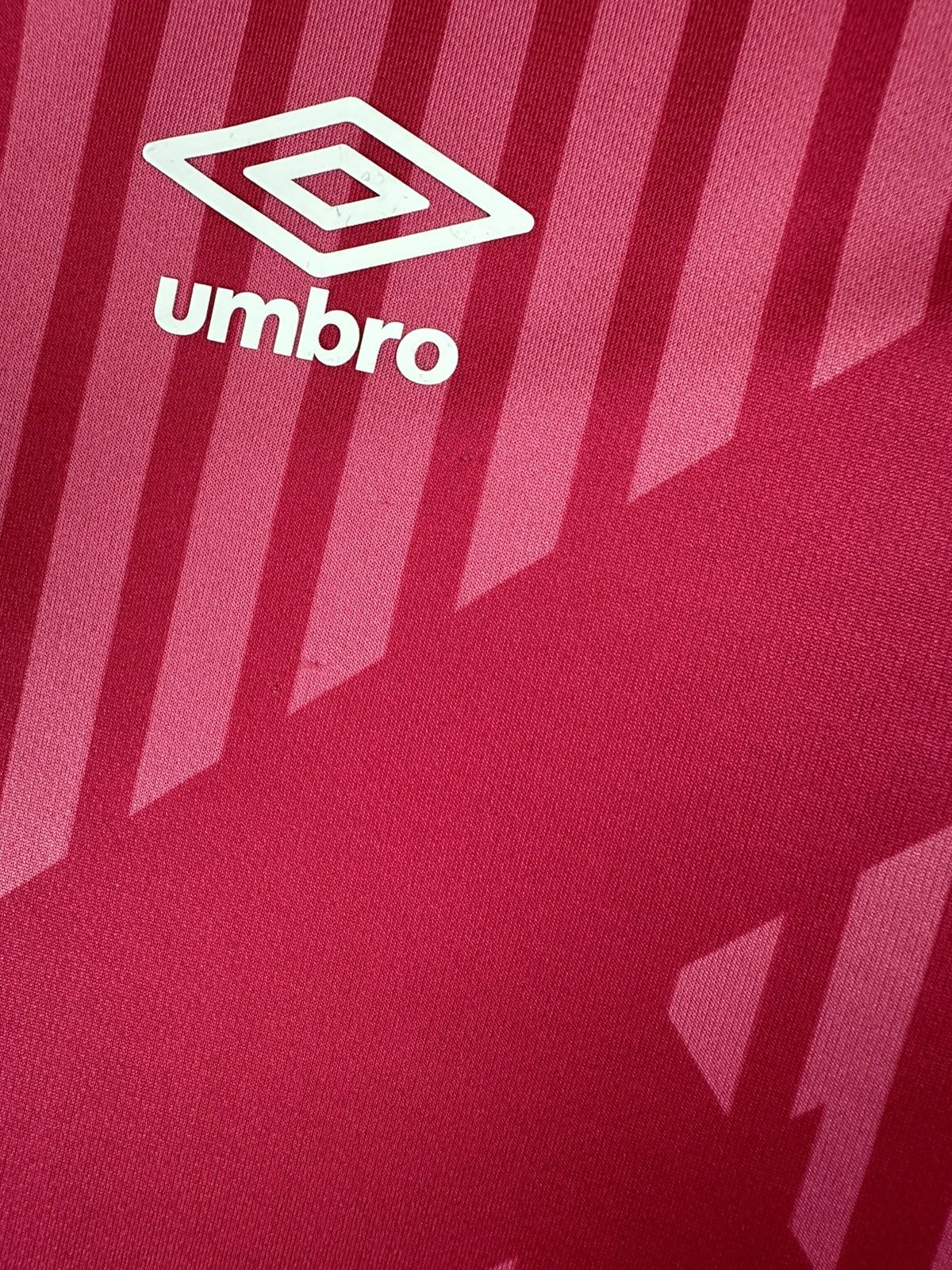 Umbro Umbro Derby Country FC 2020/21 Soccer Jersey Size US L / EU 52-54 / 3 - 5 Thumbnail