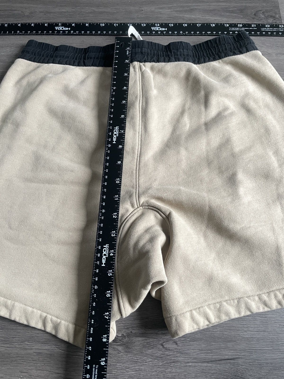 Fear of God Fear of God “Essentials” Fleece Shorts (Sz.S) Size US 31 - 6 Thumbnail