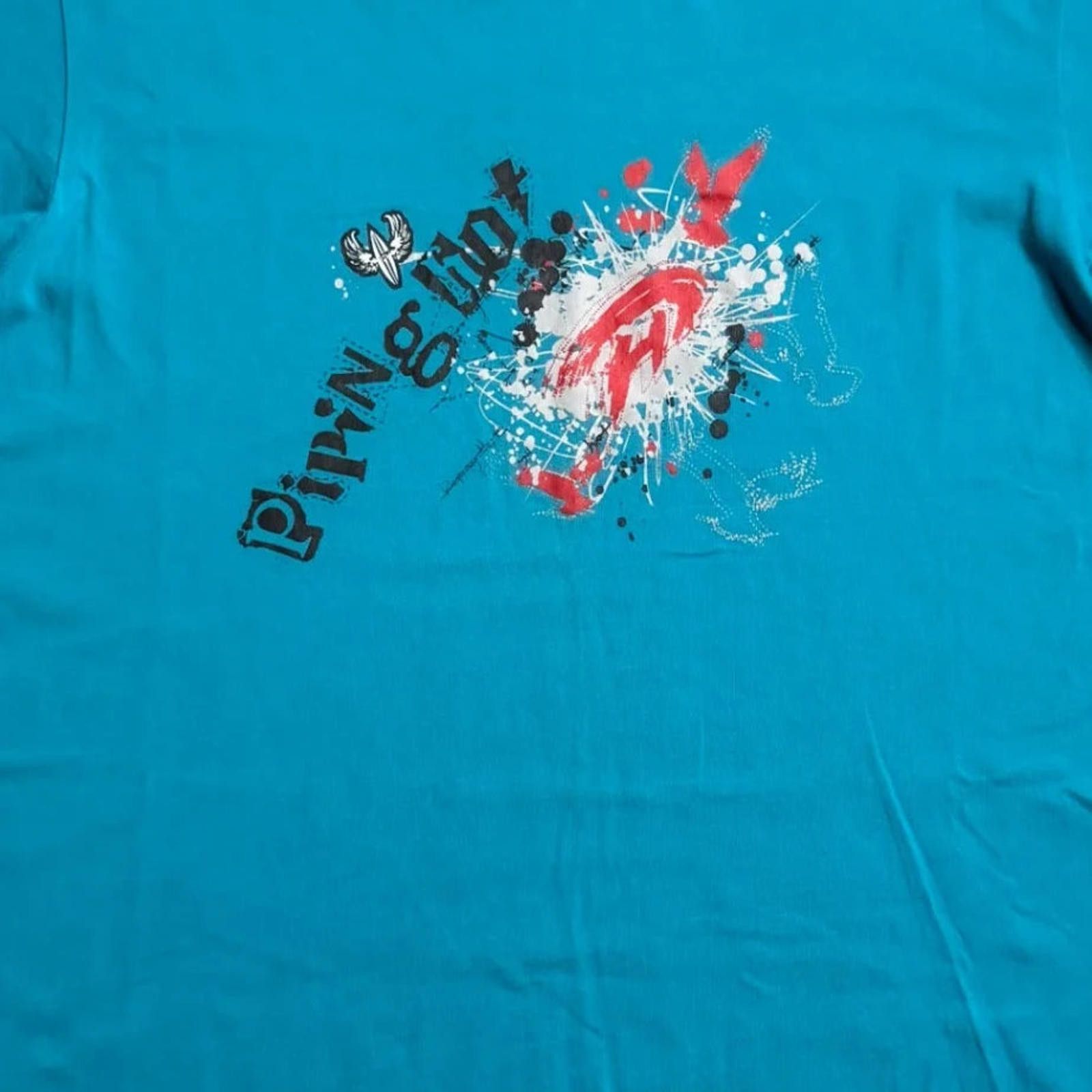 Designer Vintage Pipinghot Spray Graphic T-Shirt- L Size US L / EU 52-54 / 3 - 8 Thumbnail