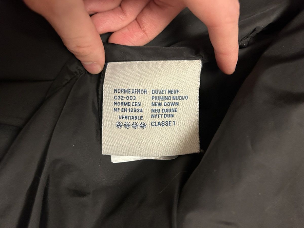 Moncler Moncler jacket Size M / US 6-8 / IT 42-44 - 4 Thumbnail