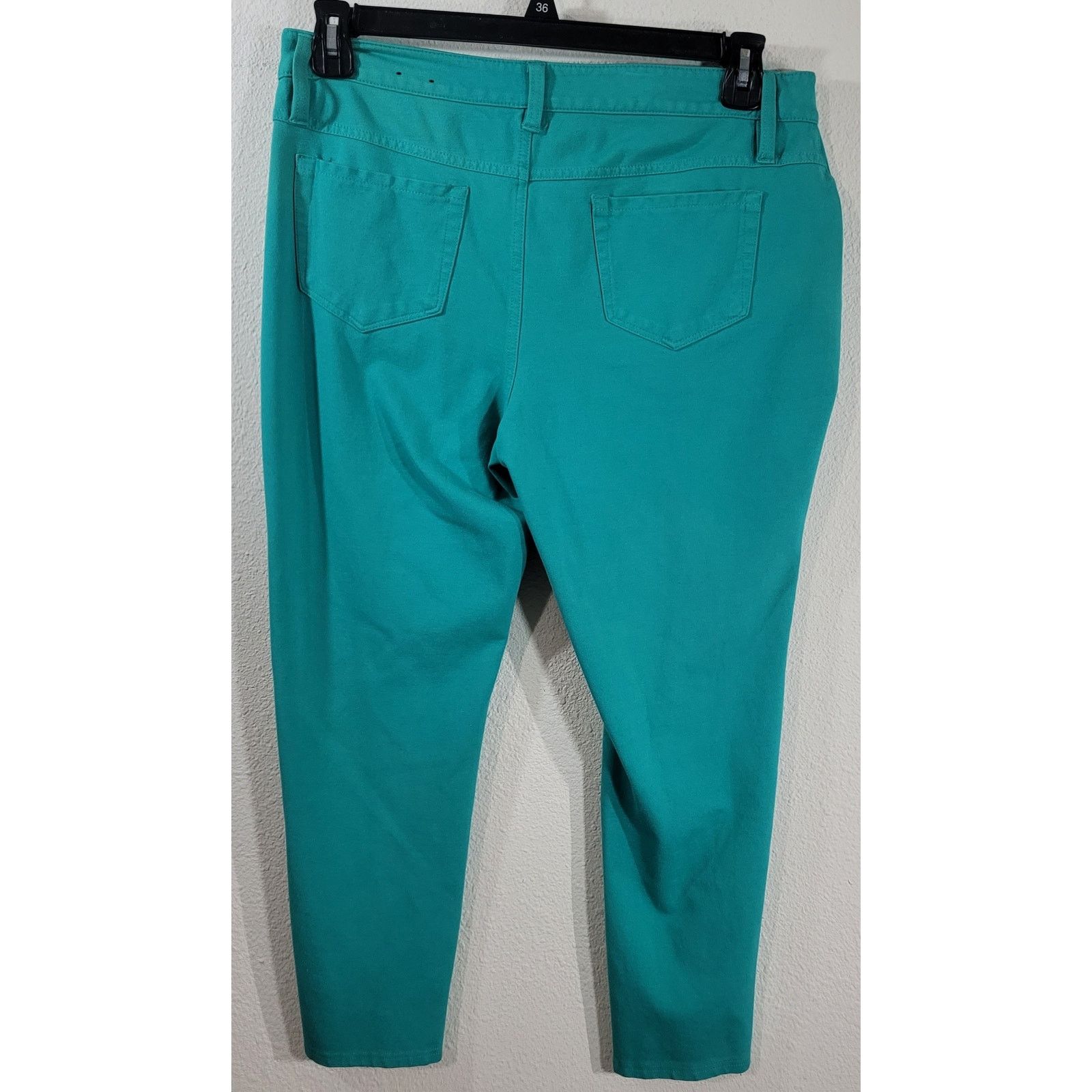 Other Cato Teal Flat Front Tapered Leg Pants 14 Lightweight Soft Size 36" / US 14 / IT 50 - 2 Thumbnail