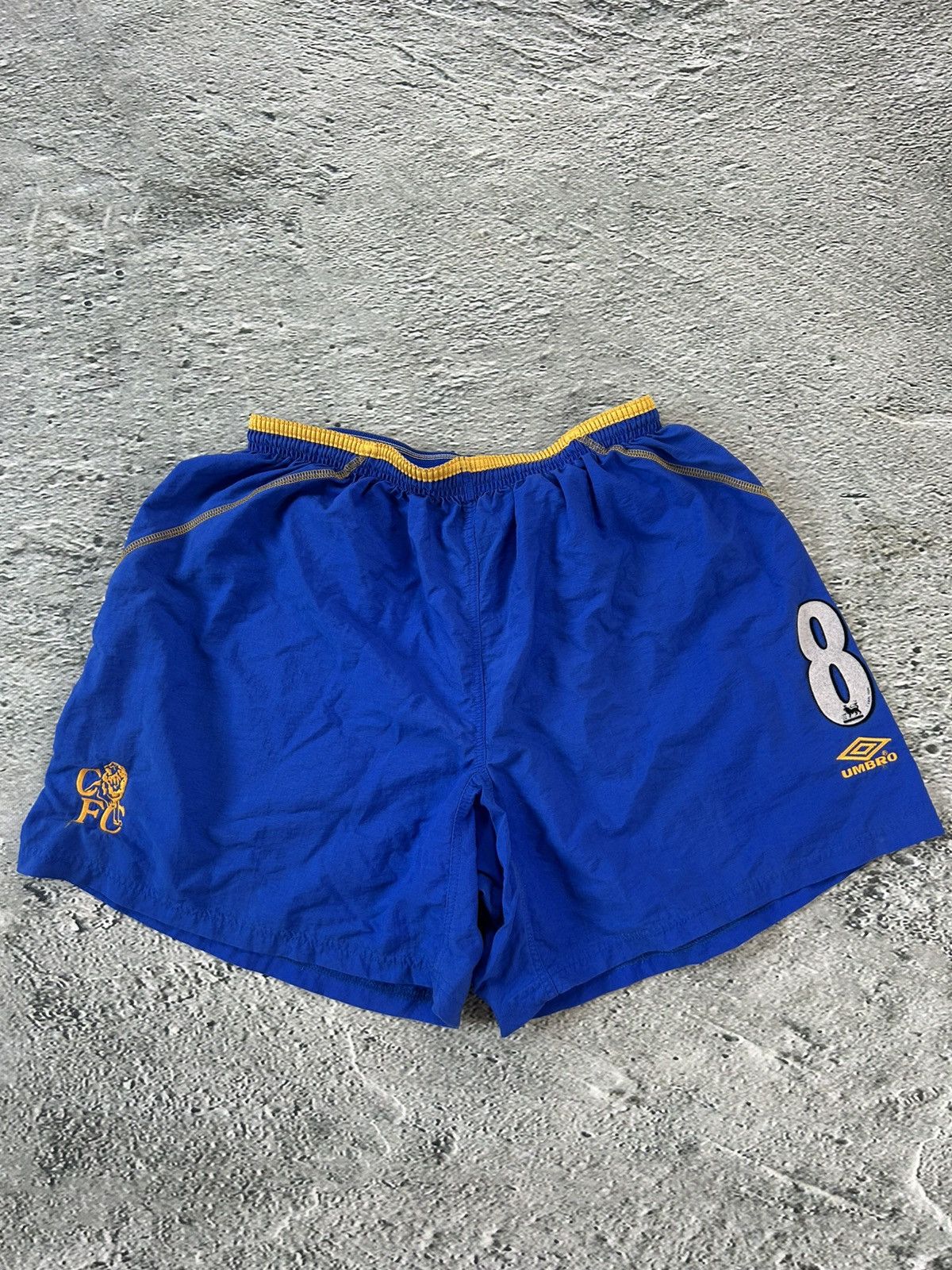 Chelsea Soccer Vintage Chelsea FC 2001 2002 Umbro shorts #8 Frank Lampard Size US 32 / EU 48 - 1 Thumbnail