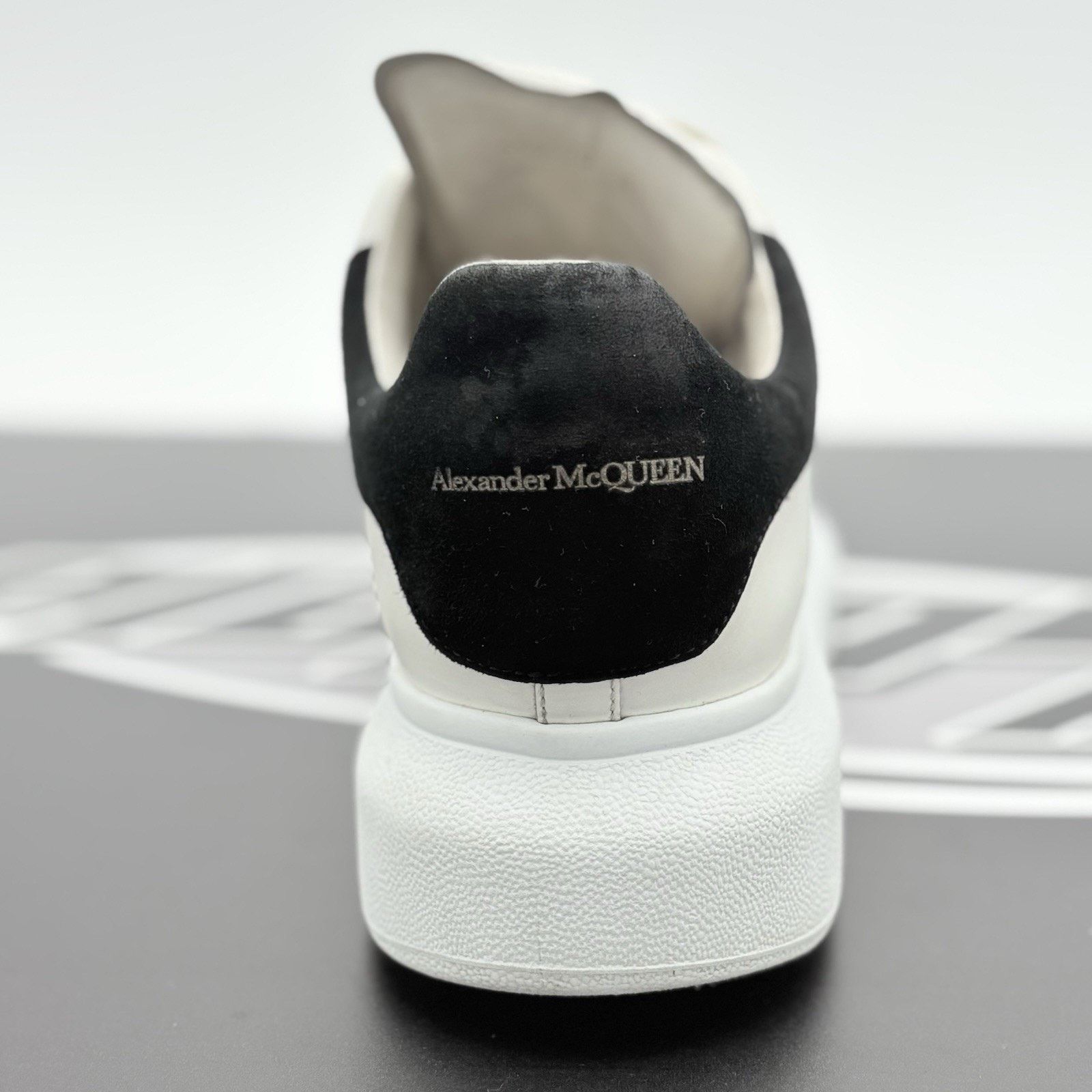 Alexander McQueen Alexander McQueen ' White Black ' | GREAT CONDITION! Size US 8 / EU 41 - 3 Thumbnail