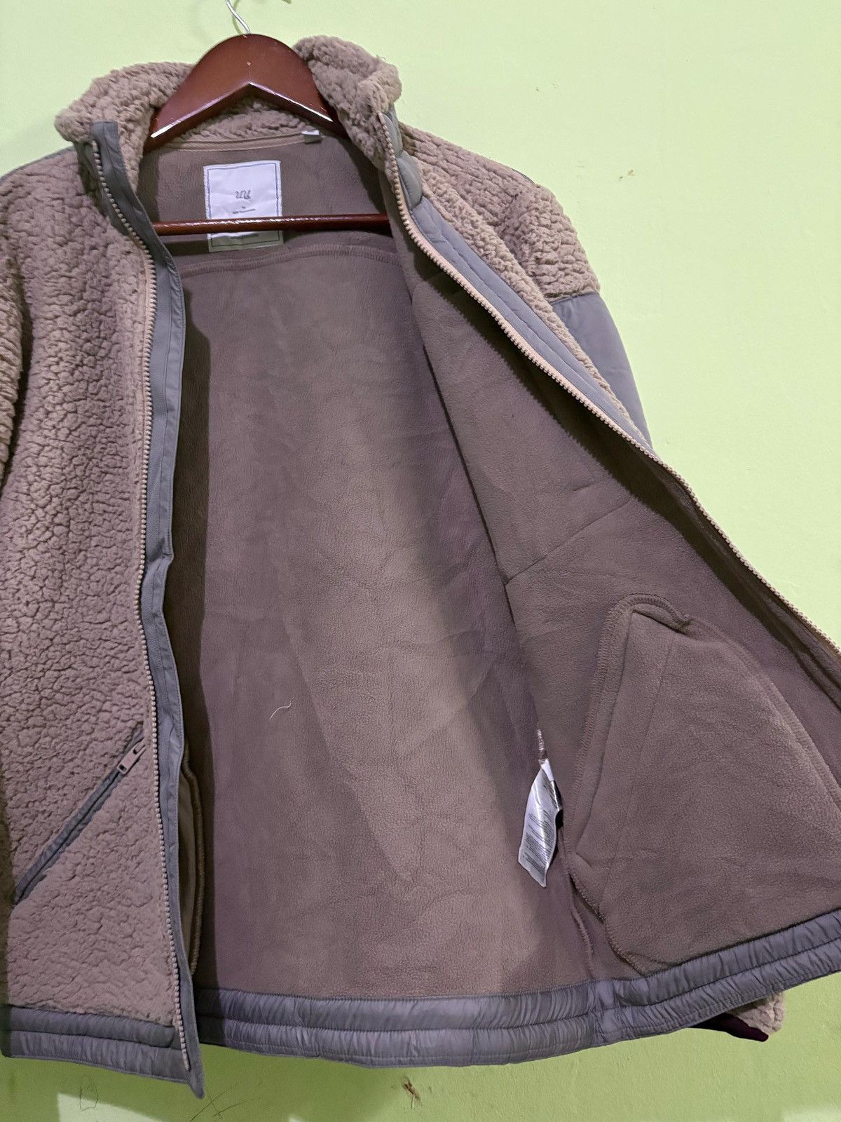 Jun Takahashi × Undercover A/W12 Undercover X Uniqlo UU Sherpa Fleece Design Size US M / EU 48-50 / 2 - 5 Thumbnail