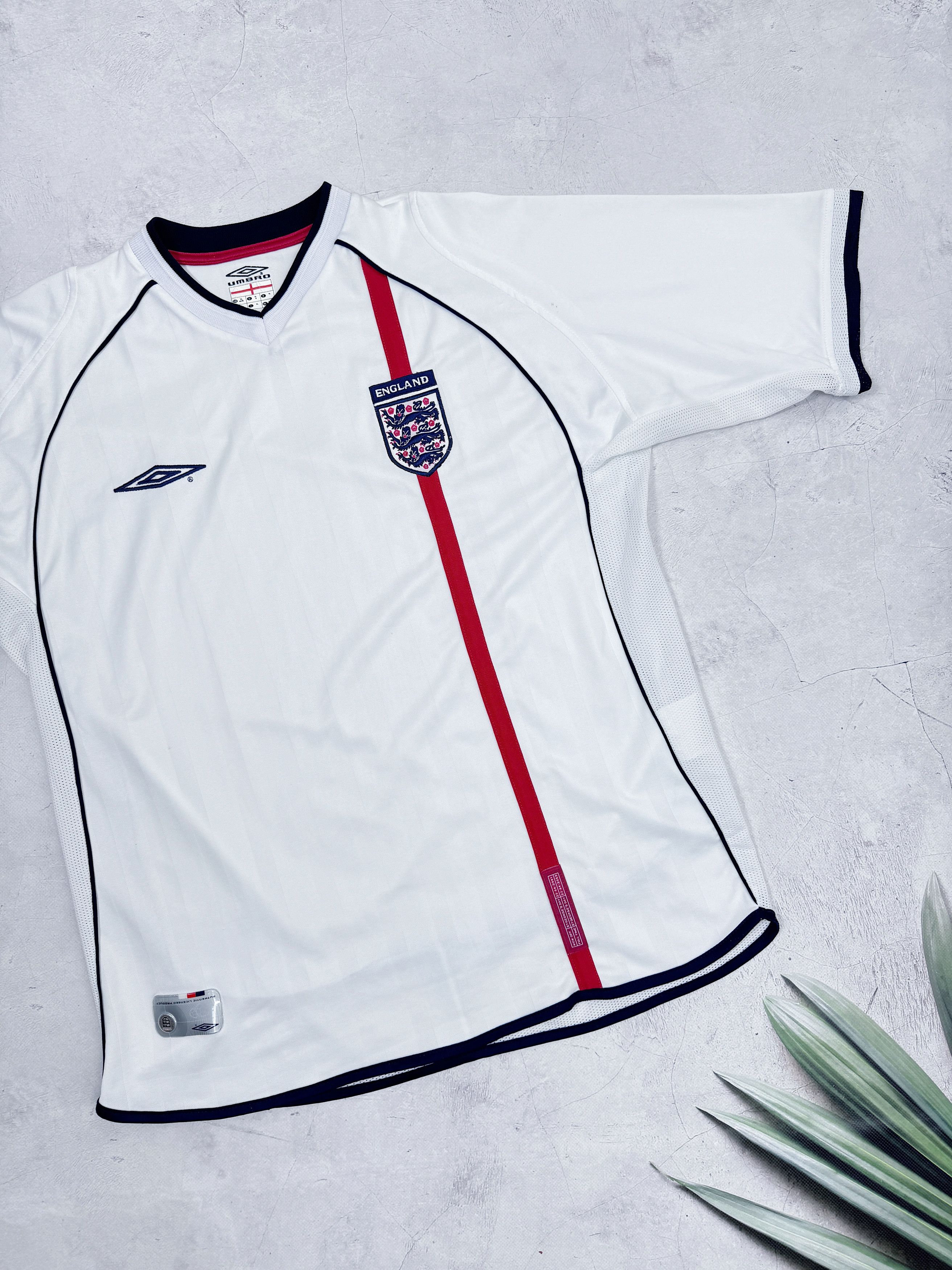 Umbro × Vintage Vintage 2001 England Home Shirt by Umbro Size US L / EU 52-54 / 3 - 4 Thumbnail