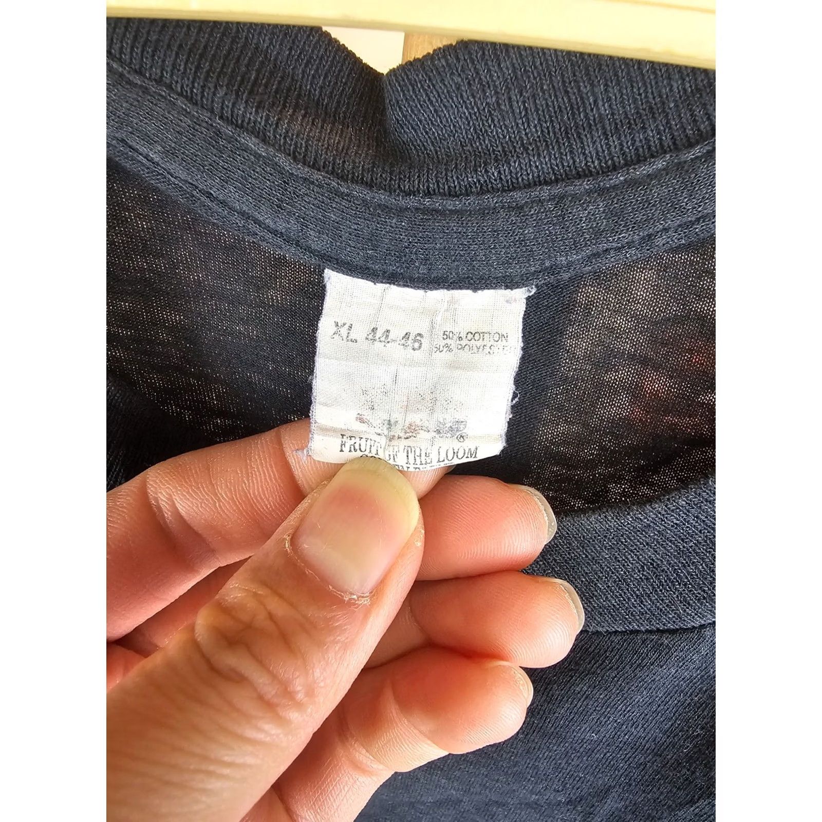 Fruit Of The Loom VINTAGE FRUIT OF THE LOOM ONE POCKET SELVEDGE SINGLE STITCH BLACK T-SHIRT XL Men T-Shirt Front Pocket Size US XL / EU 56 / 4 - 6 Thumbnail