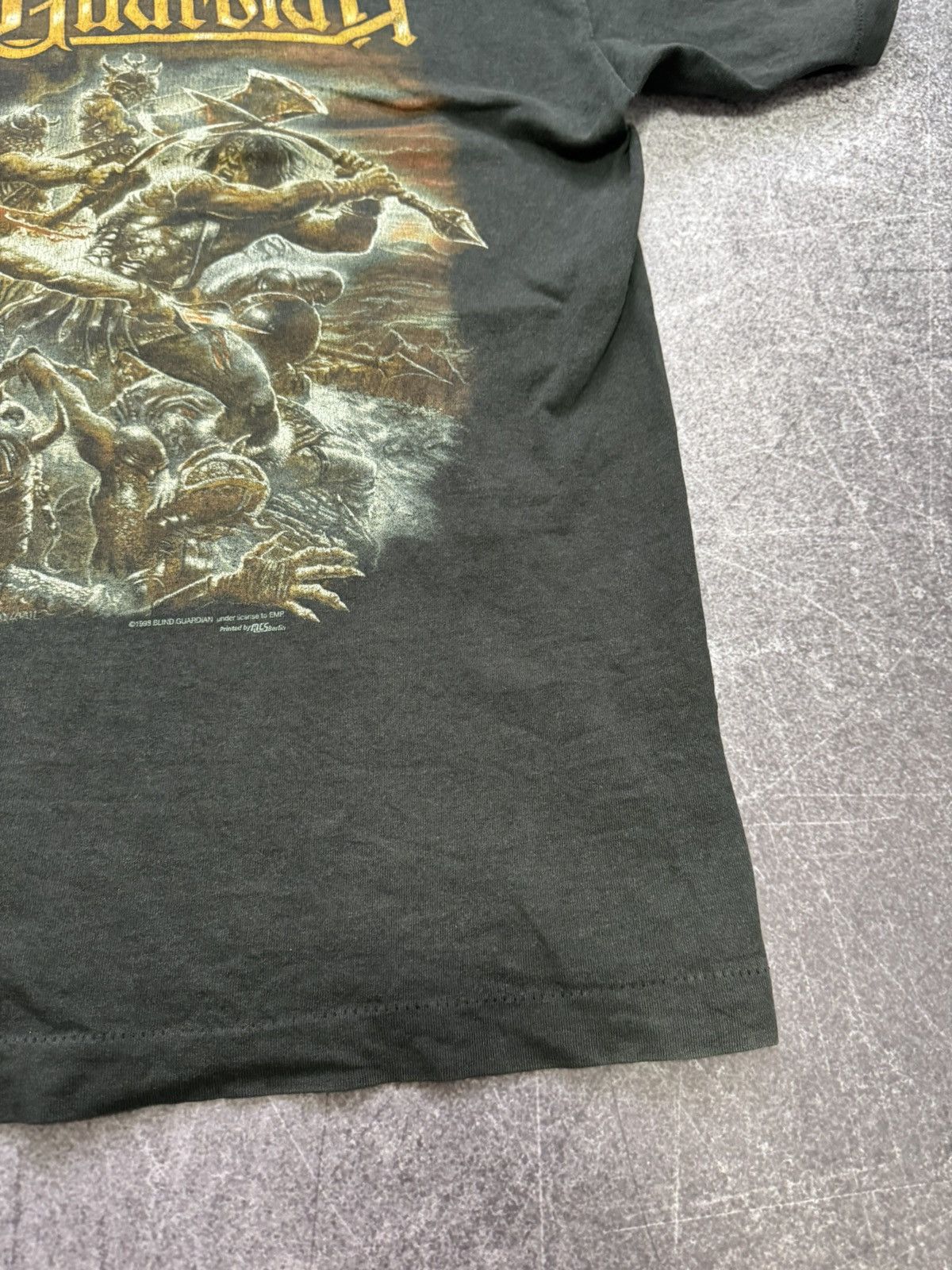 Band Tees Rare Vintage Blind Guardian t shirt 1998 Metal Band Faded Size US XL / EU 56 / 4 - 13 Thumbnail