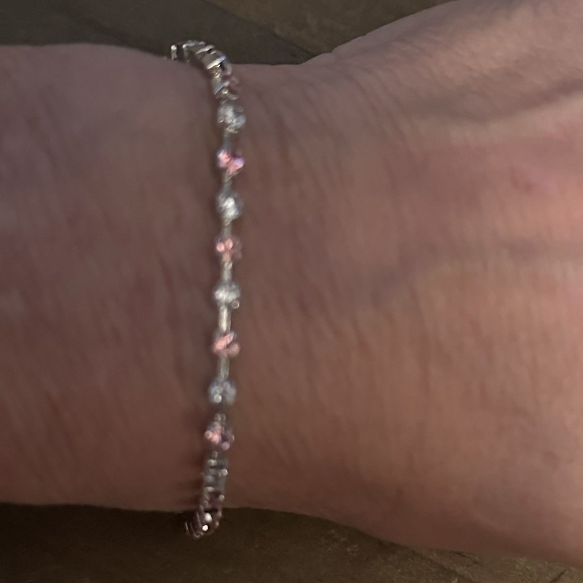 Vintage Vintage clear and pink rhinestone tennis bracelet Size ONE SIZE - 3 Thumbnail