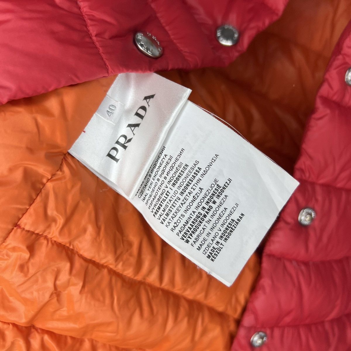Prada Prada Milano Puffer Down Jacket Nylon Red Traingle Logo Y2K Size S / US 4 / IT 40 - 8 Thumbnail