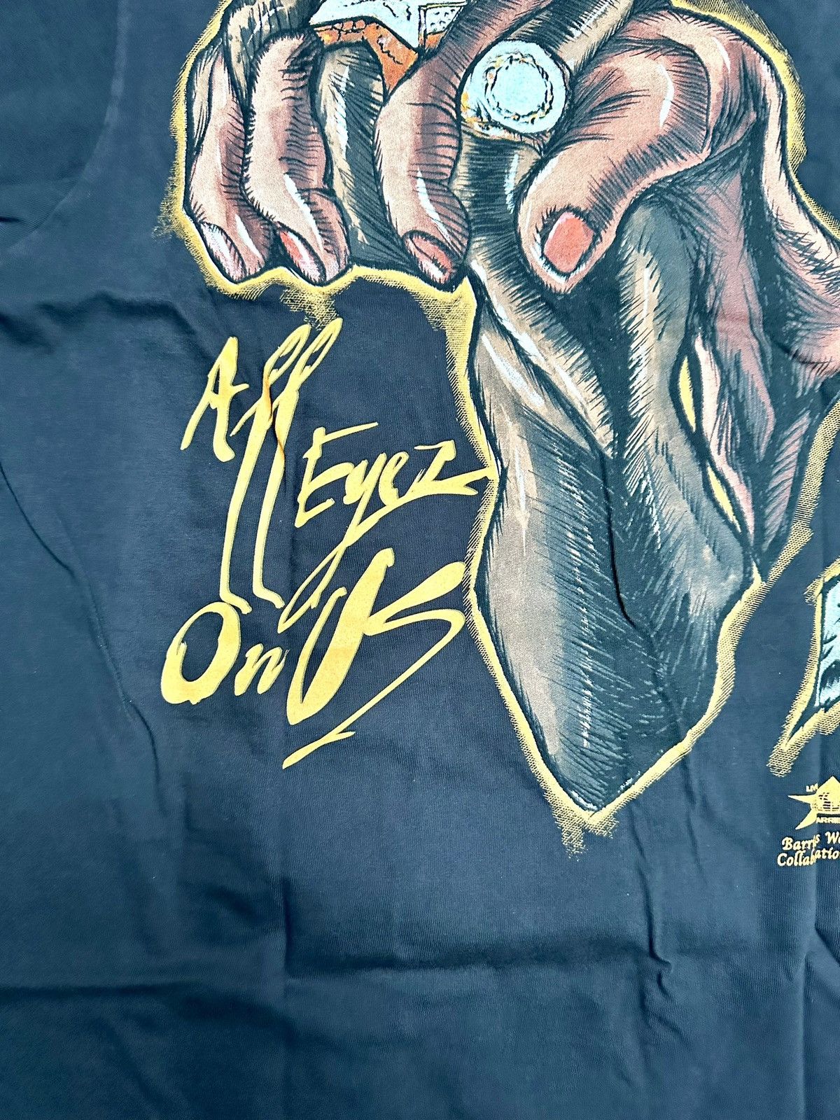 Barriers 2Pac Barriers T shirt Size US XL / EU 56 / 4 - 5 Thumbnail