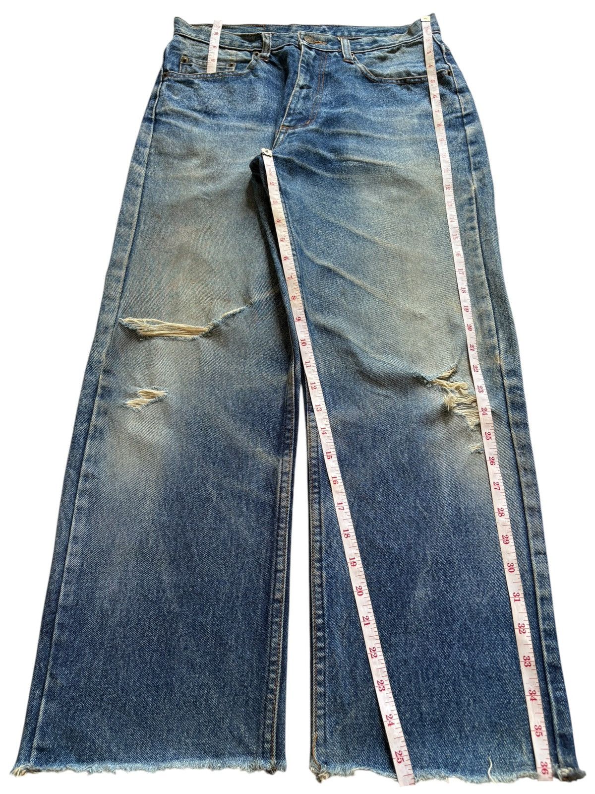 Japanese Brand Vintage Japanese Brand Mud Wash Distressed Loose Jeans Size US 29 - 13 Thumbnail