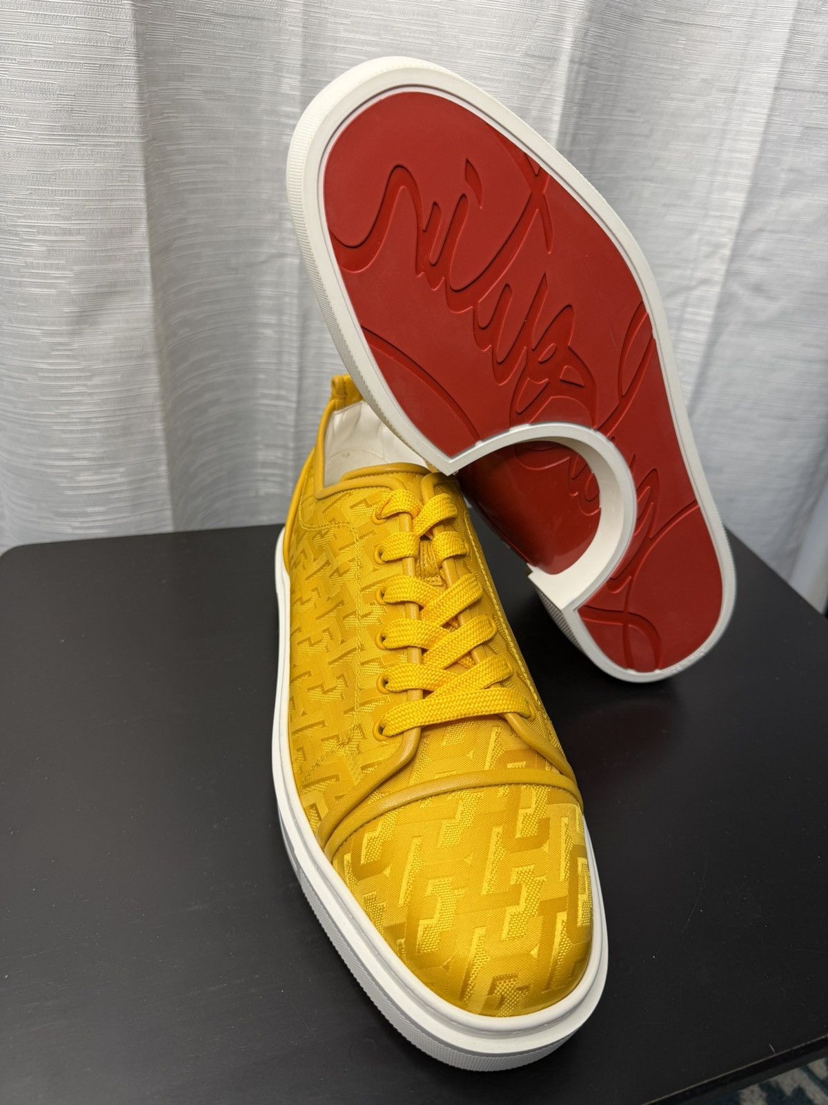 Christian Louboutin Adolon Junior Flat Happyrui Supernova 46