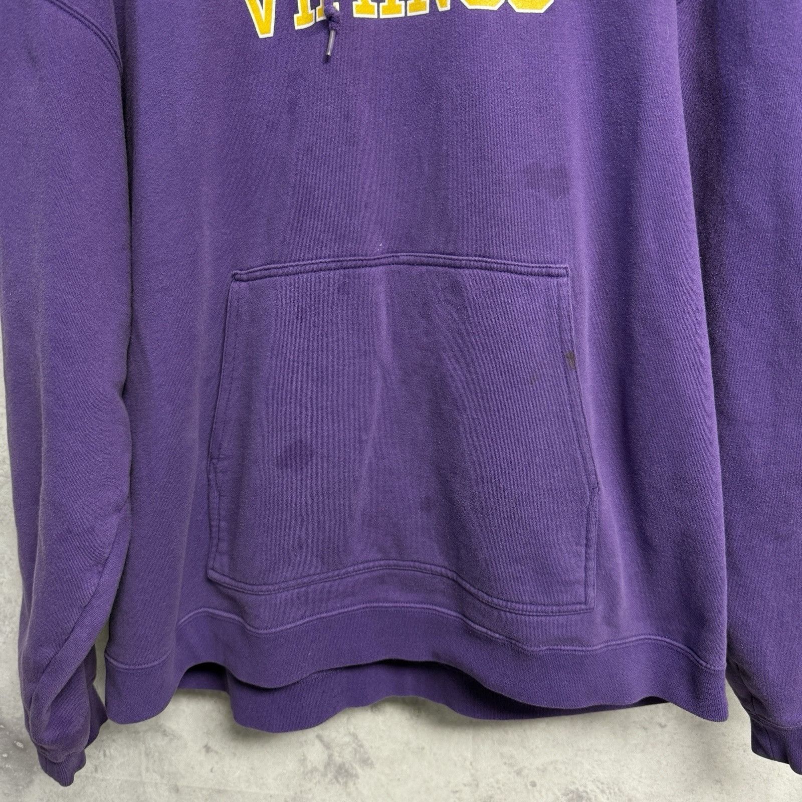 NFL × Reebok × Vintage Vintage Minnesota Vikings Hoodie Sweatshirt Mens Purple Reeb Size US XL / EU 56 / 4 - 4 Thumbnail