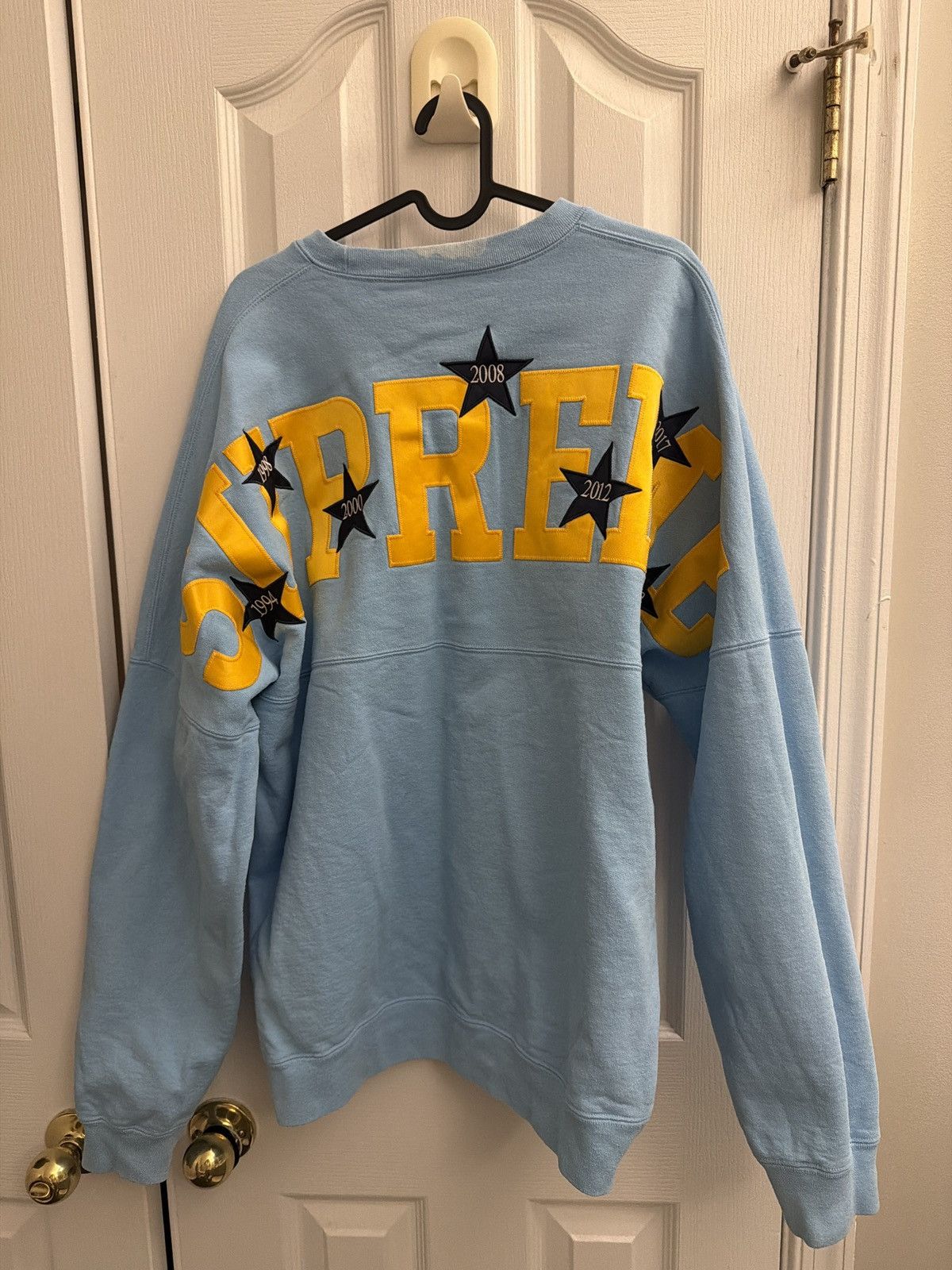 Supreme Supreme SS20 Stars Crewneck in ice blue size L Size US L / EU 52-54 / 3 - 1 Thumbnail