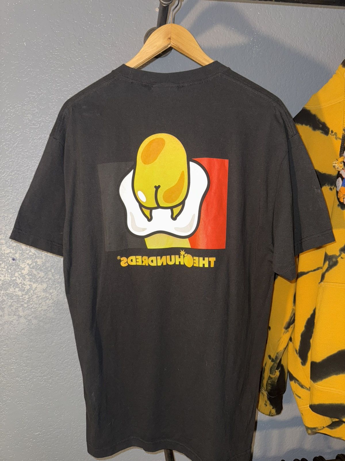 The Hundreds The Hundrends X Sanrio Hello Kitty Tee Size US XL / EU 56 / 4 - 2 Thumbnail