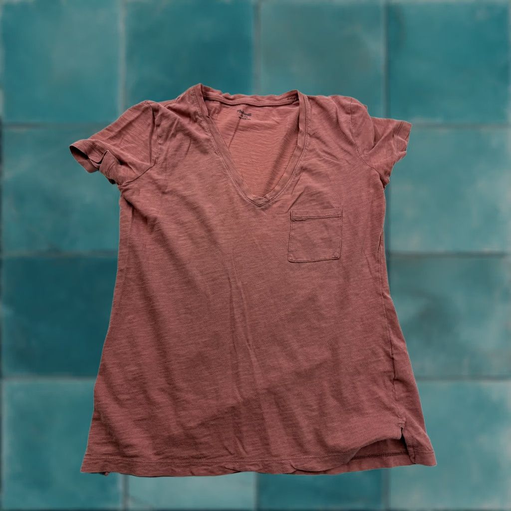Madewell Madewell Shirt Womens XS Pink V-Neck Short Sleeve Slub Pocket Basic Tee Top Size XS / US 0-2 / IT 36-38 - 1 Thumbnail