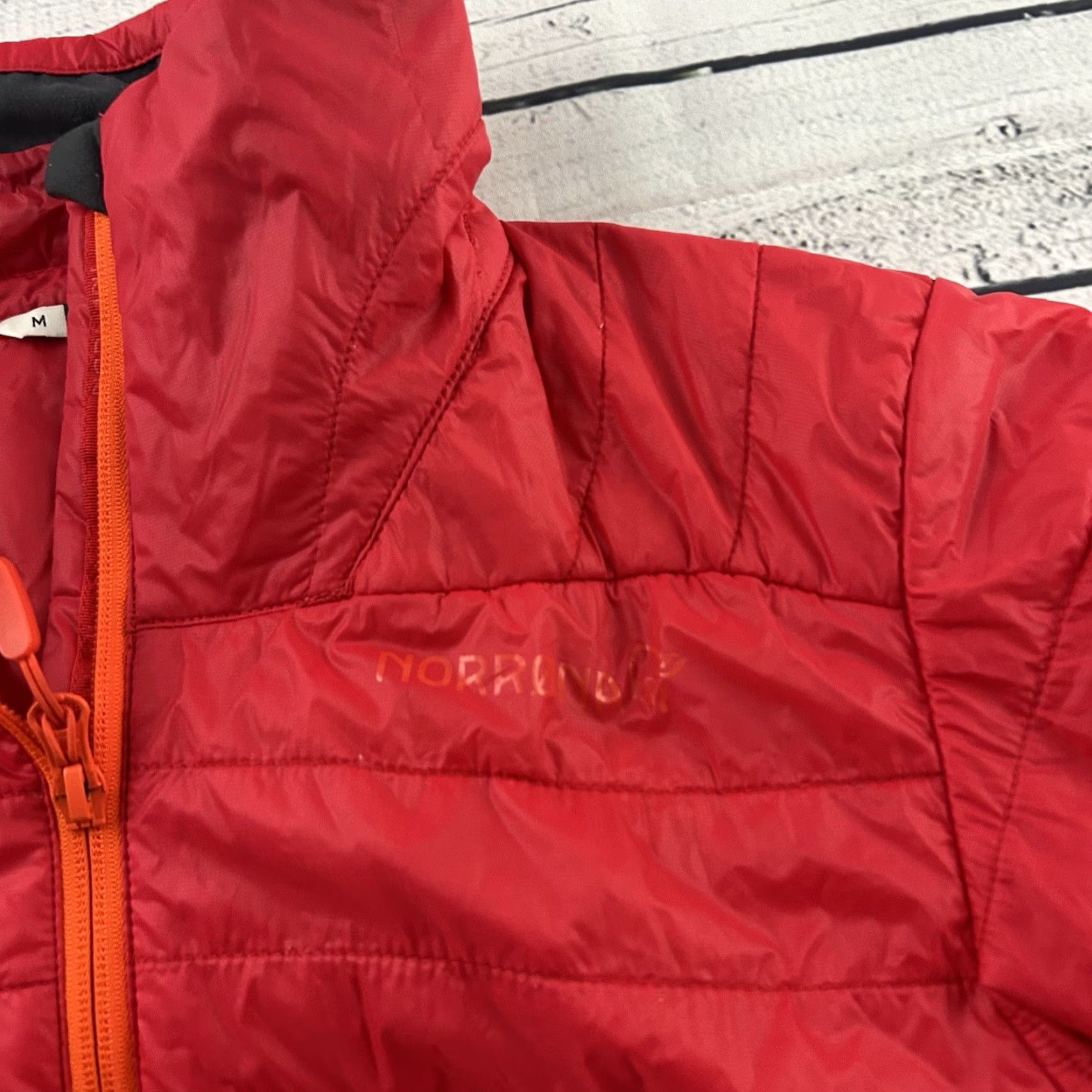 Vintage VINTAGE Norrona Full Zip Falketind PrimaLoft60 Jacket Women's M Red Falketind Puffer Full Zip Jacket Women Red 90s Couture? Size M / US 6-8 / IT 42-44 - 2 Thumbnail