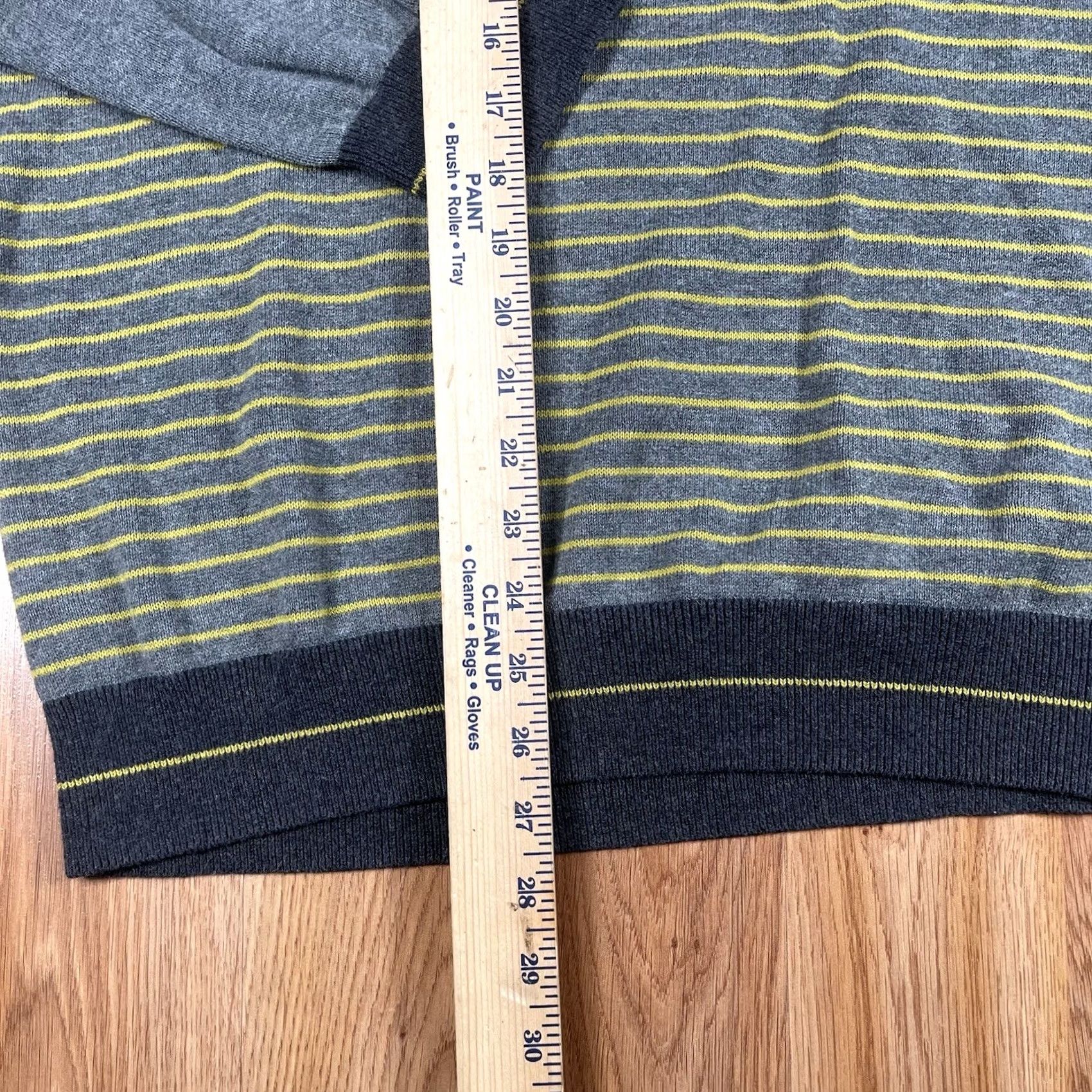 Banana Republic Banana Republic Sweater Men’s Extra Large Long Sleeve Pullover V-Neck Knit Shirt Size US XL / EU 56 / 4 - 4 Thumbnail