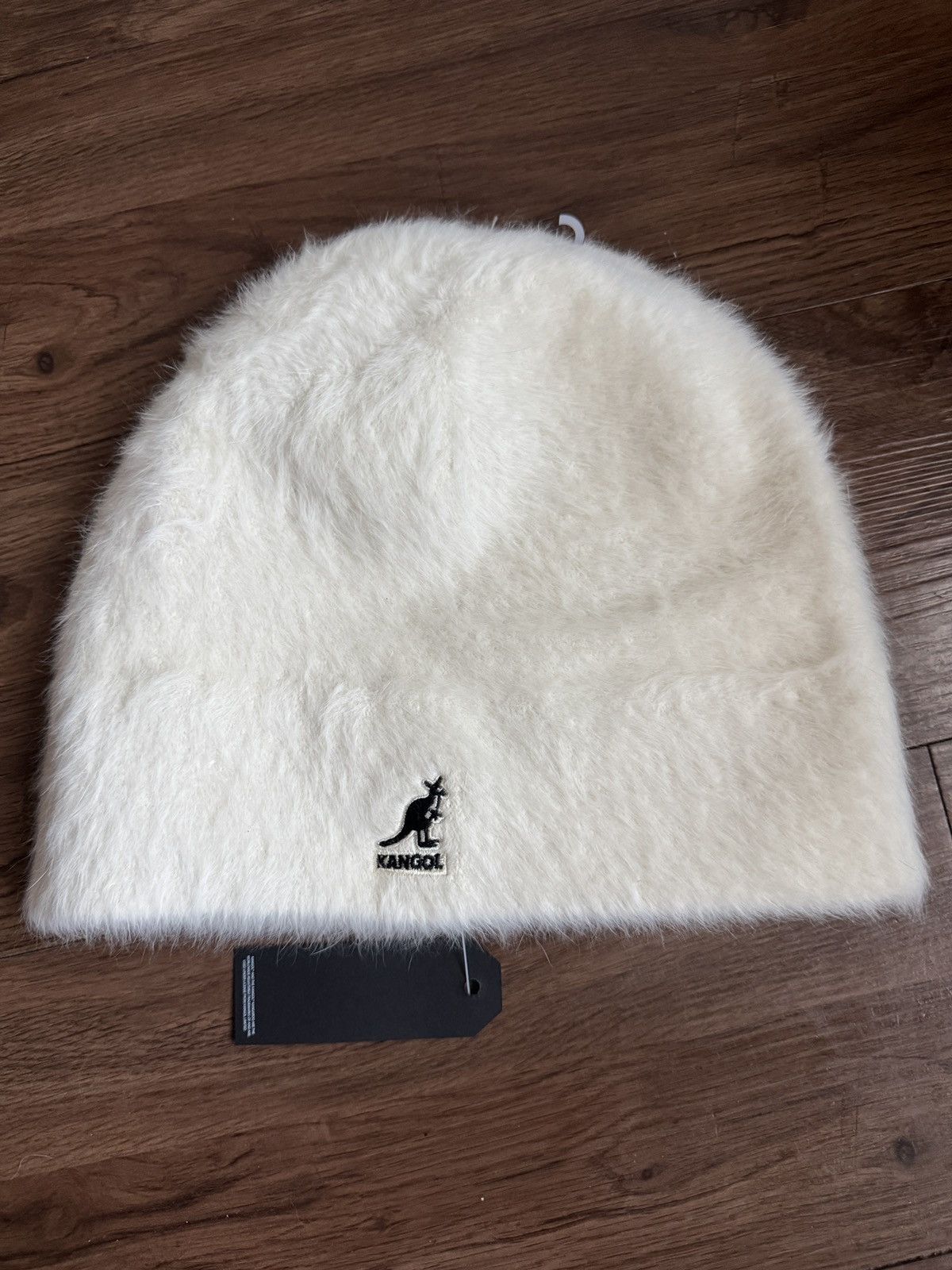 Supreme Kangol Furgora Script Beanie Ivory White ❤️✓ NEW