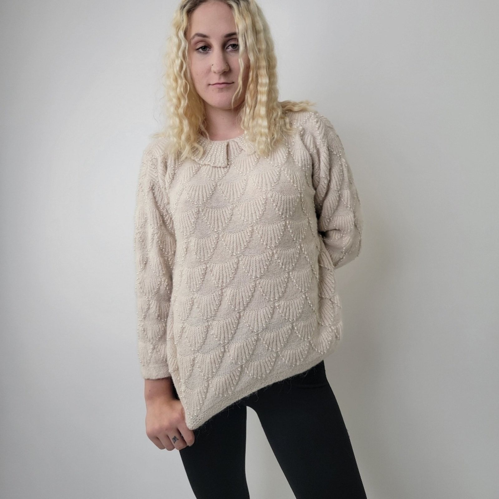Vintage Vintage English Artisan Knit Sweater with Pearl's Size M / US 6-8 / IT 42-44 - 8 Thumbnail