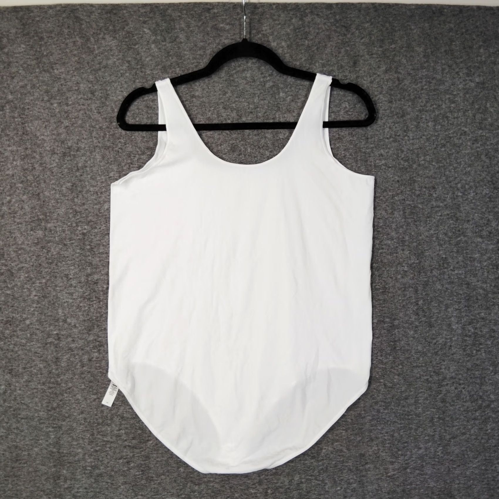 SKIMS SKIMS Bodysuit Womens Essential Scoop Neck White 4XL Plus Adults Size XXL / US 16-18 / IT 52-54 - 2 Thumbnail