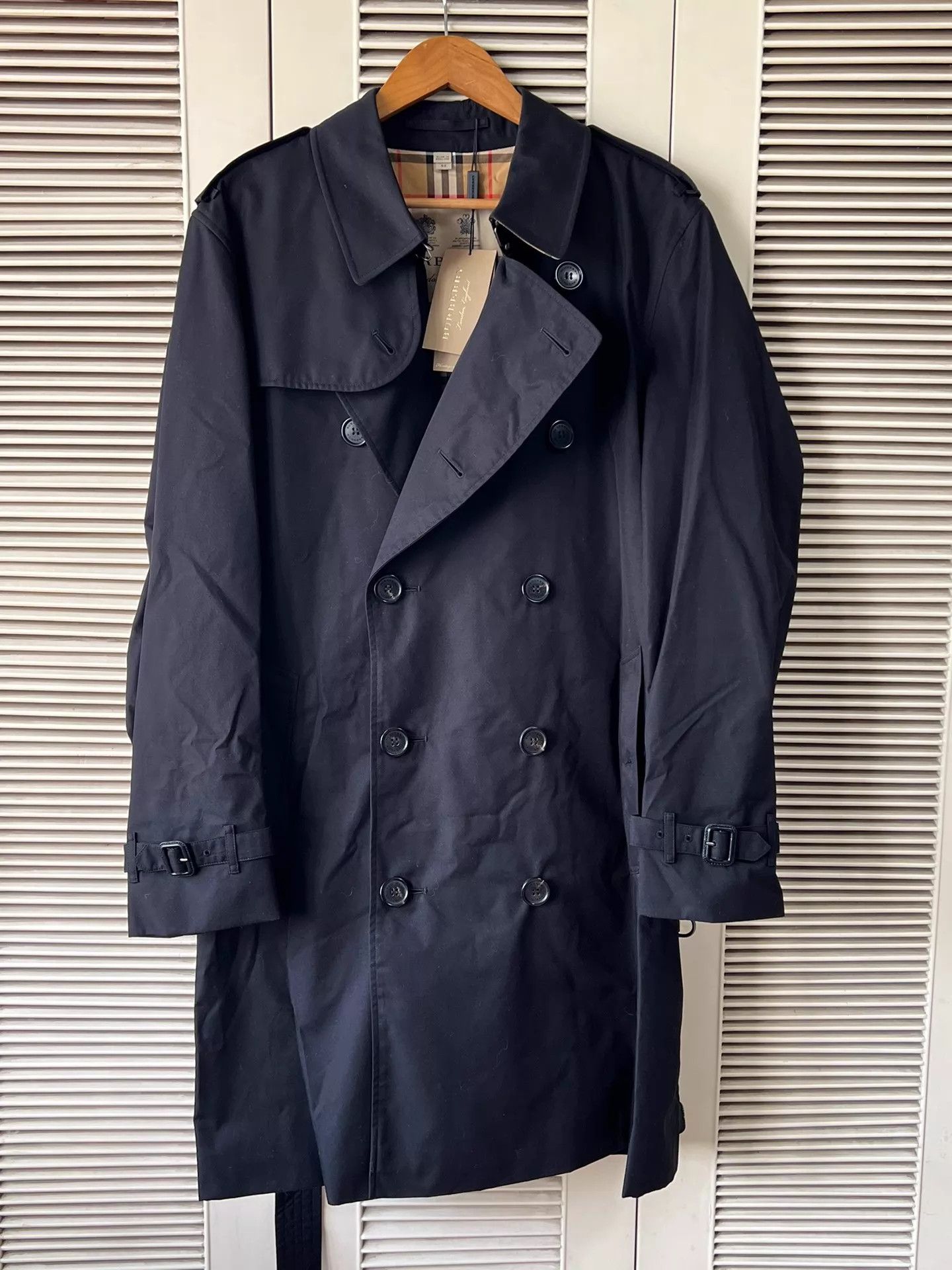Burberry Burberry Men's Kensington Trench Coat Size 52 Size US L / EU 52-54 / 3 - 1 Thumbnail