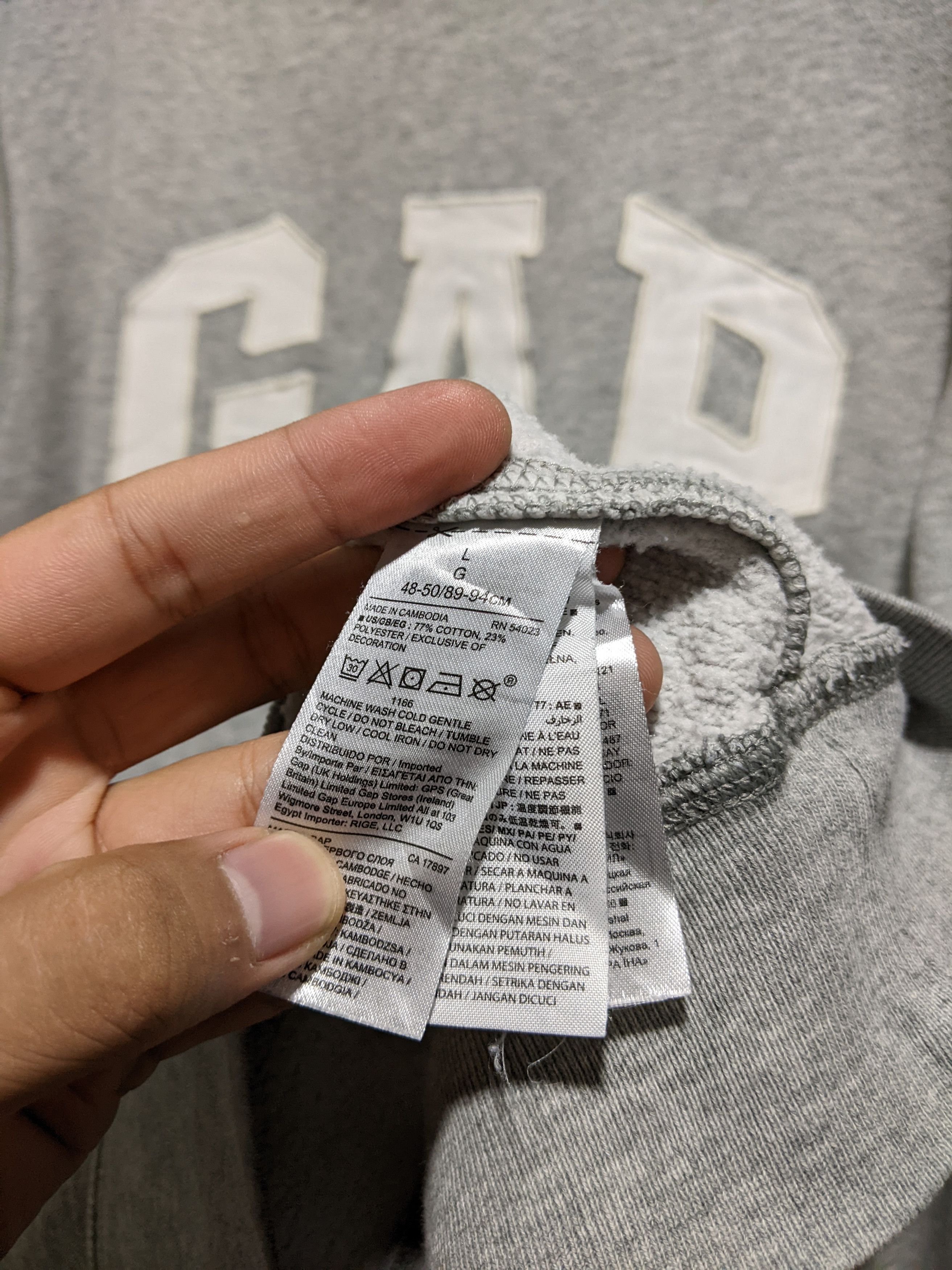 Gap Gap Classic Logo Crewneck Sweatshirt Size US L / EU 52-54 / 3 - 3 Thumbnail