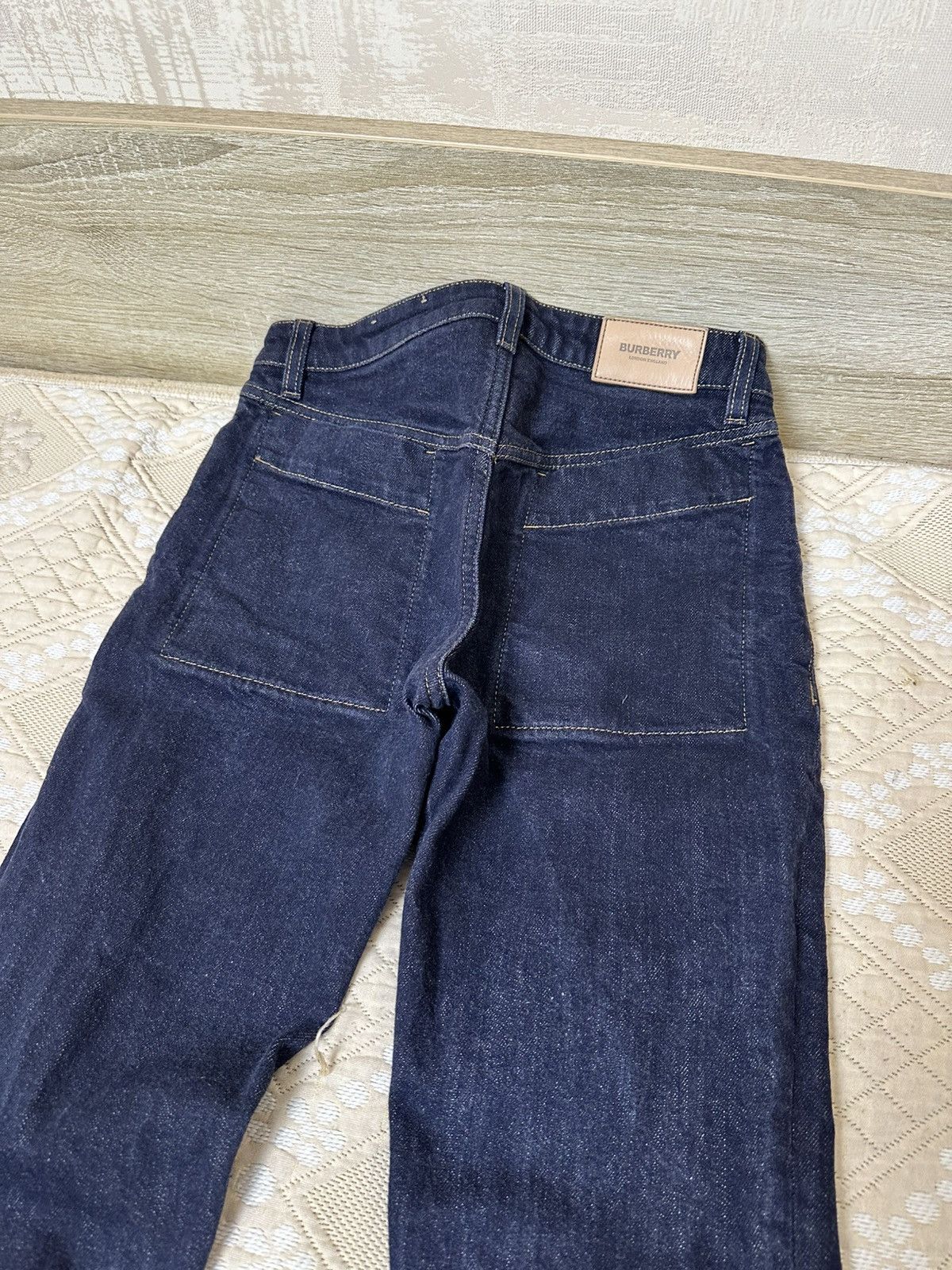 Burberry 🔥 Burberry London Skinny Mid Rise Denim Pants Jeans Size 25 Size 25" / US 0 / IT 36 - 3 Thumbnail